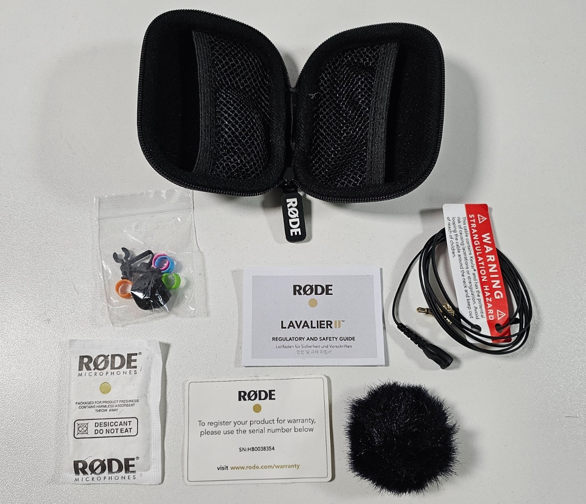 RØDE Lavalier II Premium Ultra-Low-Profile Lavalier/Lapel Microphone