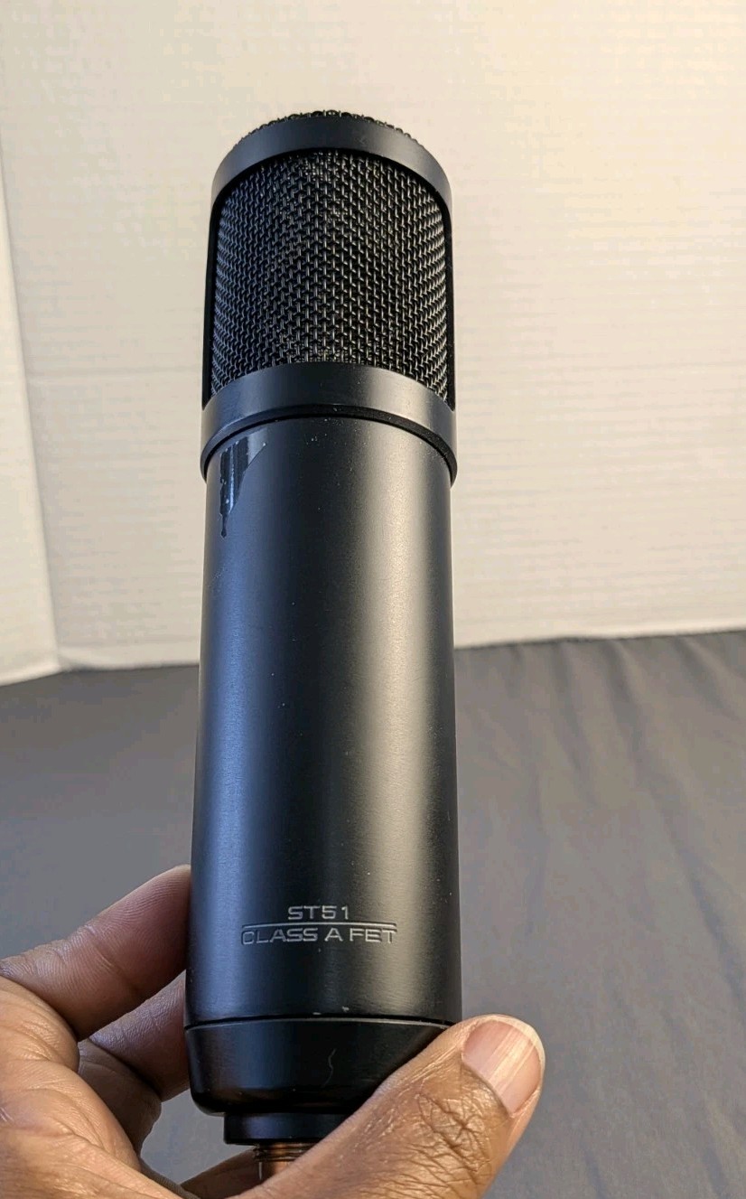 Sterling Audio ST51 Large Diaphragm FET Condenser Microphone with XLR Cable