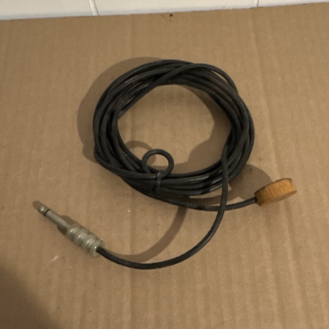 Lavalier Wired Microphone, 6.35mm (1/4 in) TS Plug, Black/Gold