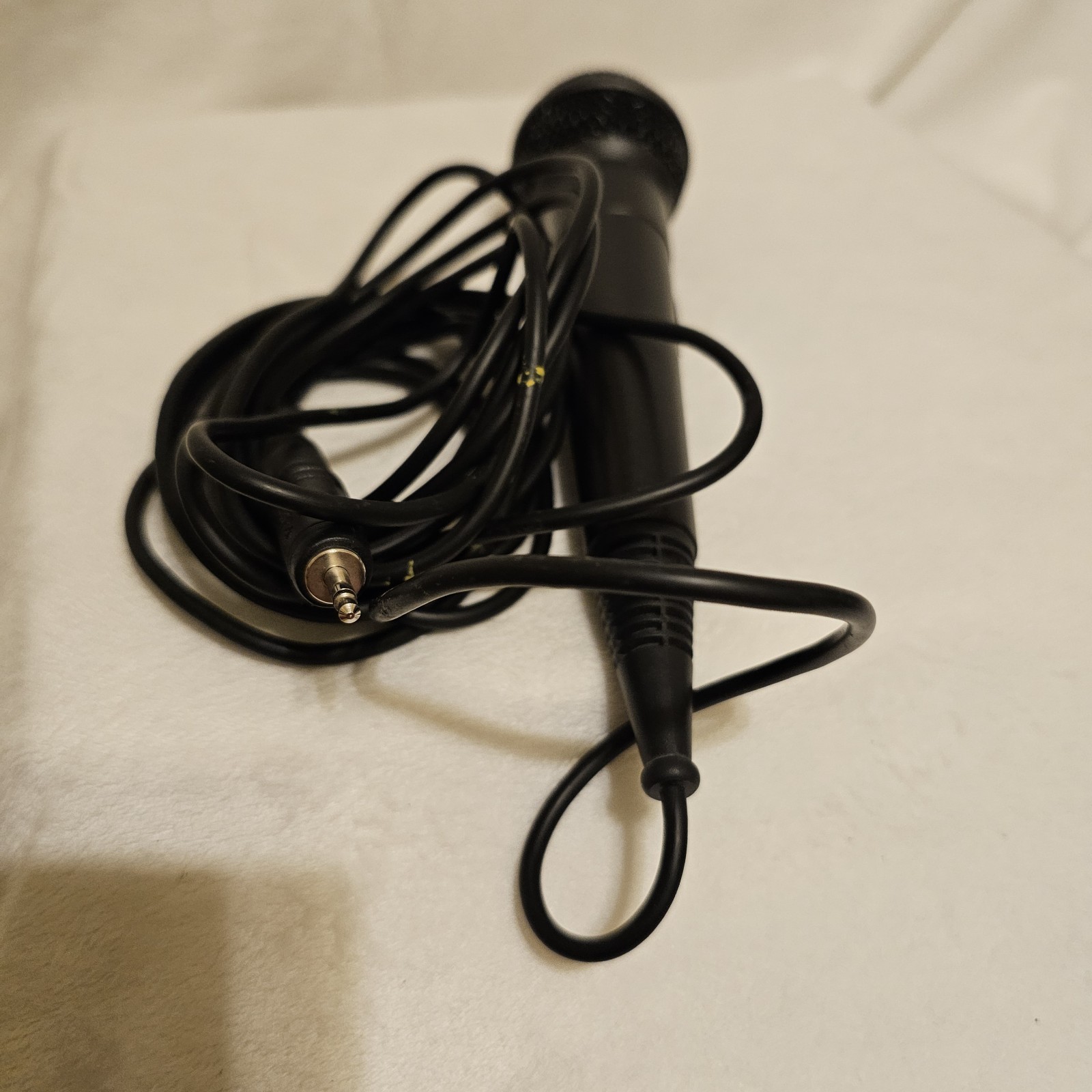Radio Shack Unidirectional Dynamic Wired Microphone 33-3038 UNTESTED