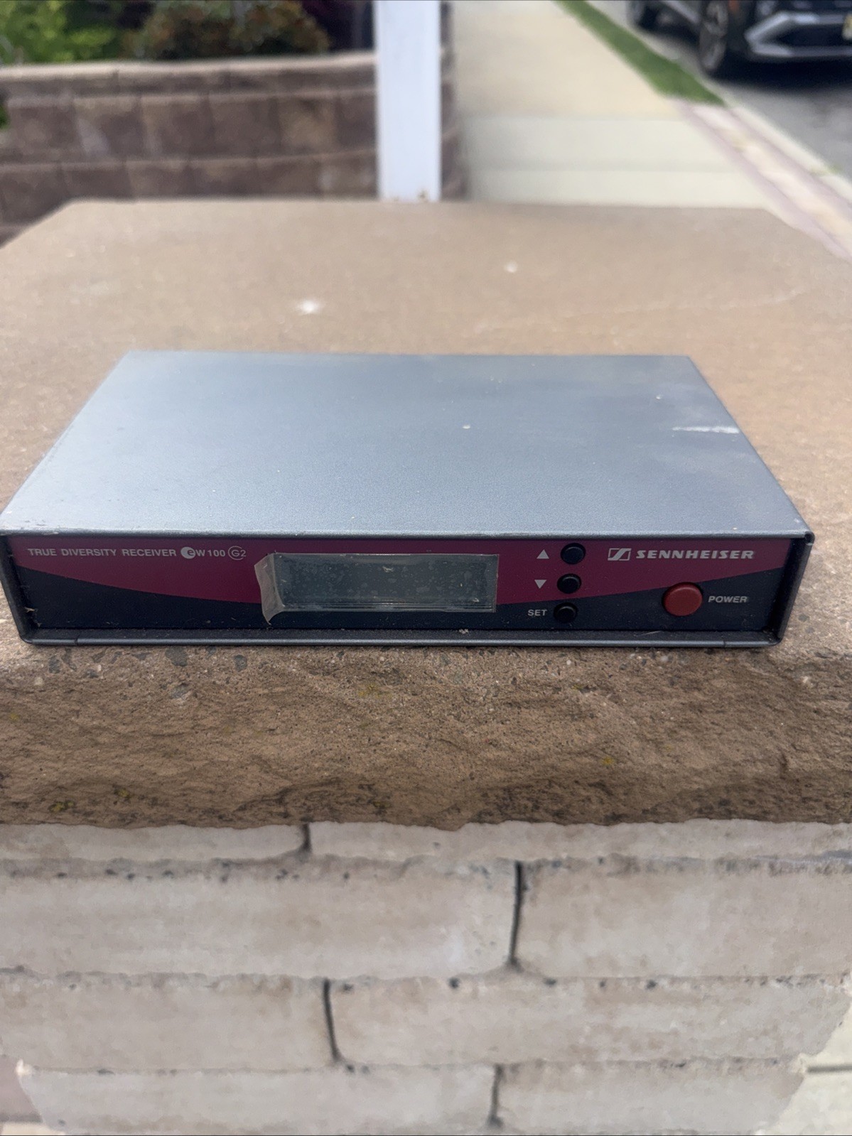 Sennheiser EW-100 EM-100 G2 True Diversity Receiver 518-554 MHz No Power Cord…