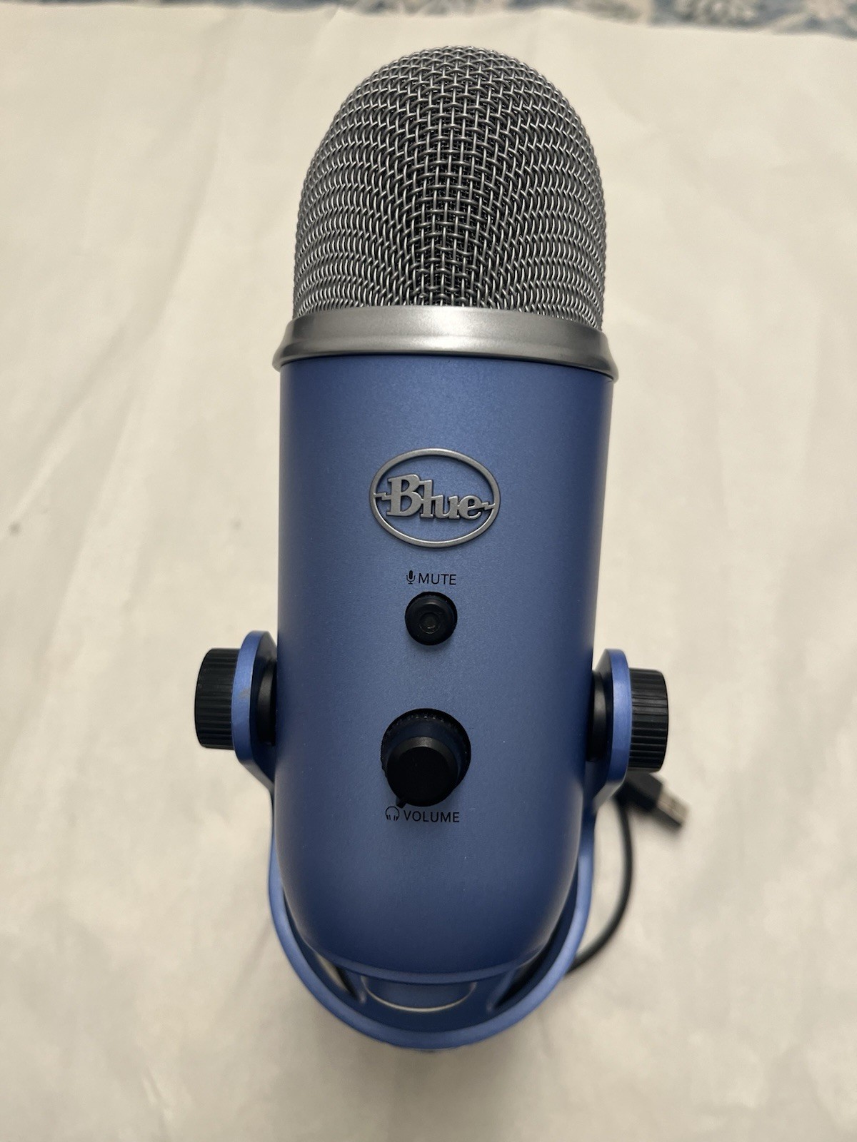 Blue Yeti 888-000422 USB Blue Microphone 10th anniversary