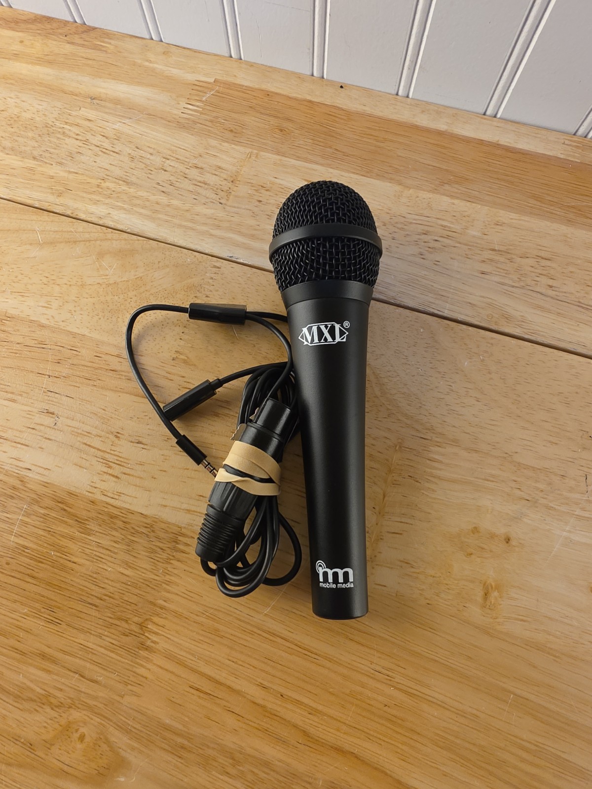 MXL MM130 Microphone For Smartphone Tablet Computer Media