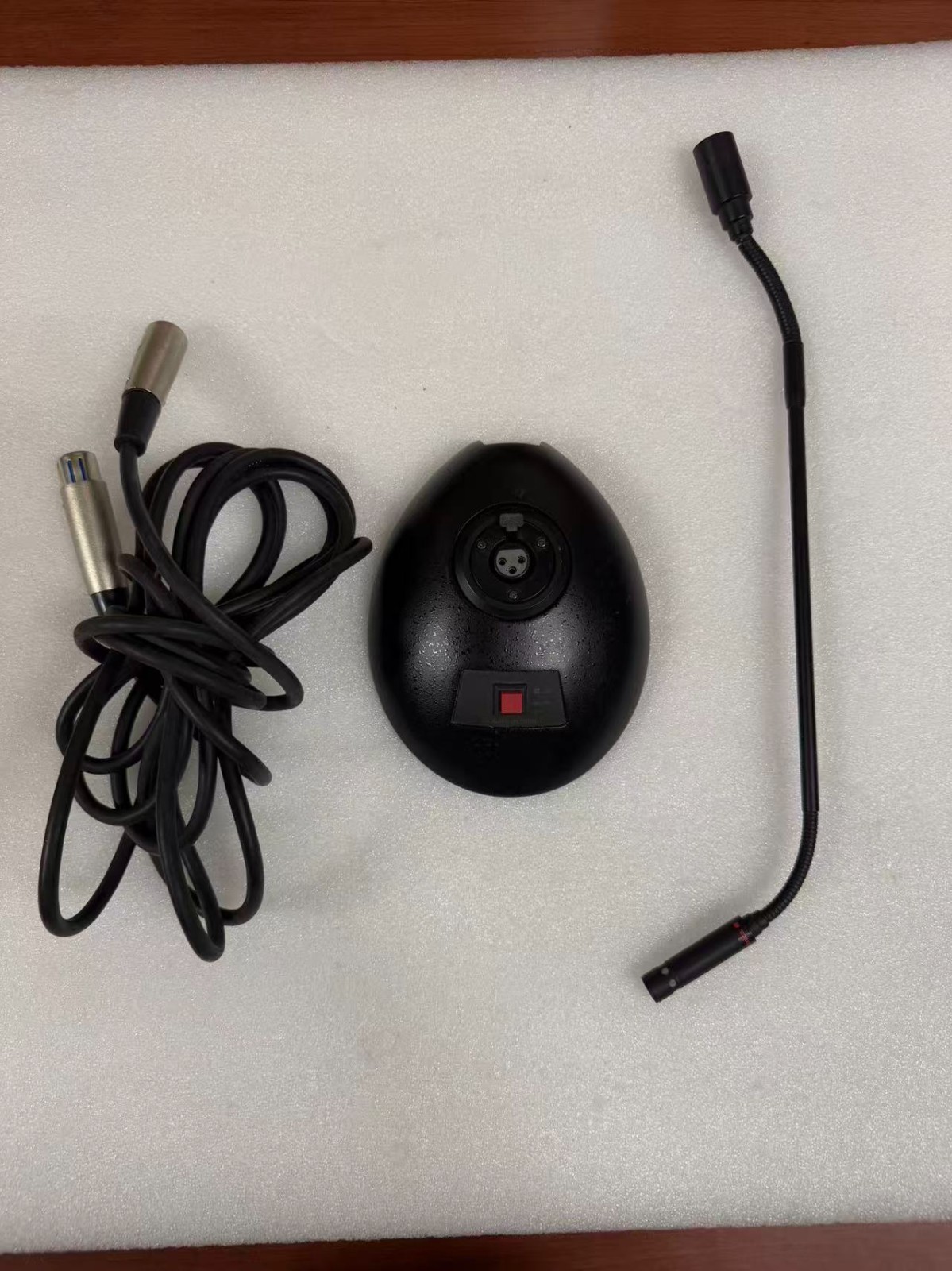 Audio-Technica AT8615RS Microphone Base with Pro490L Microphone