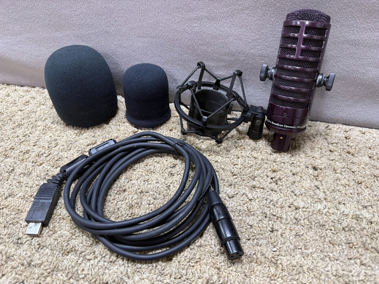 MXL BCD-1 Dynamic Microphone W/USB cable & Shock Mount