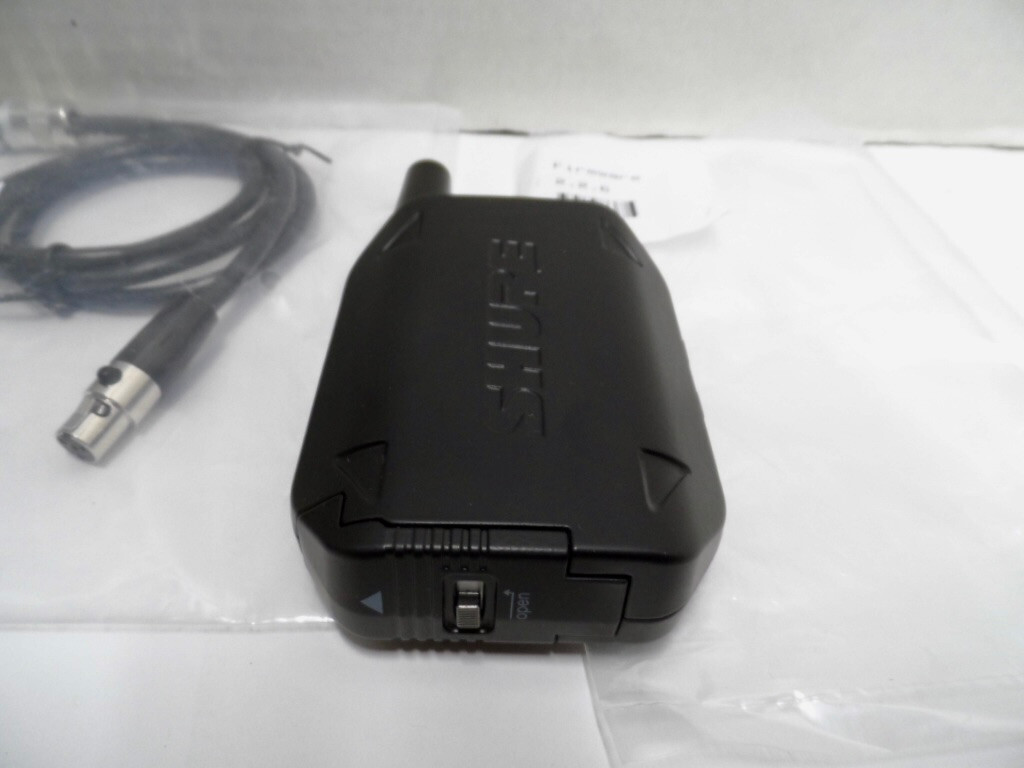 Shure GLXD1 Z2 Bodypack Transmitter SB902 Battery for GLX GLXD16 GLXD4 Straight