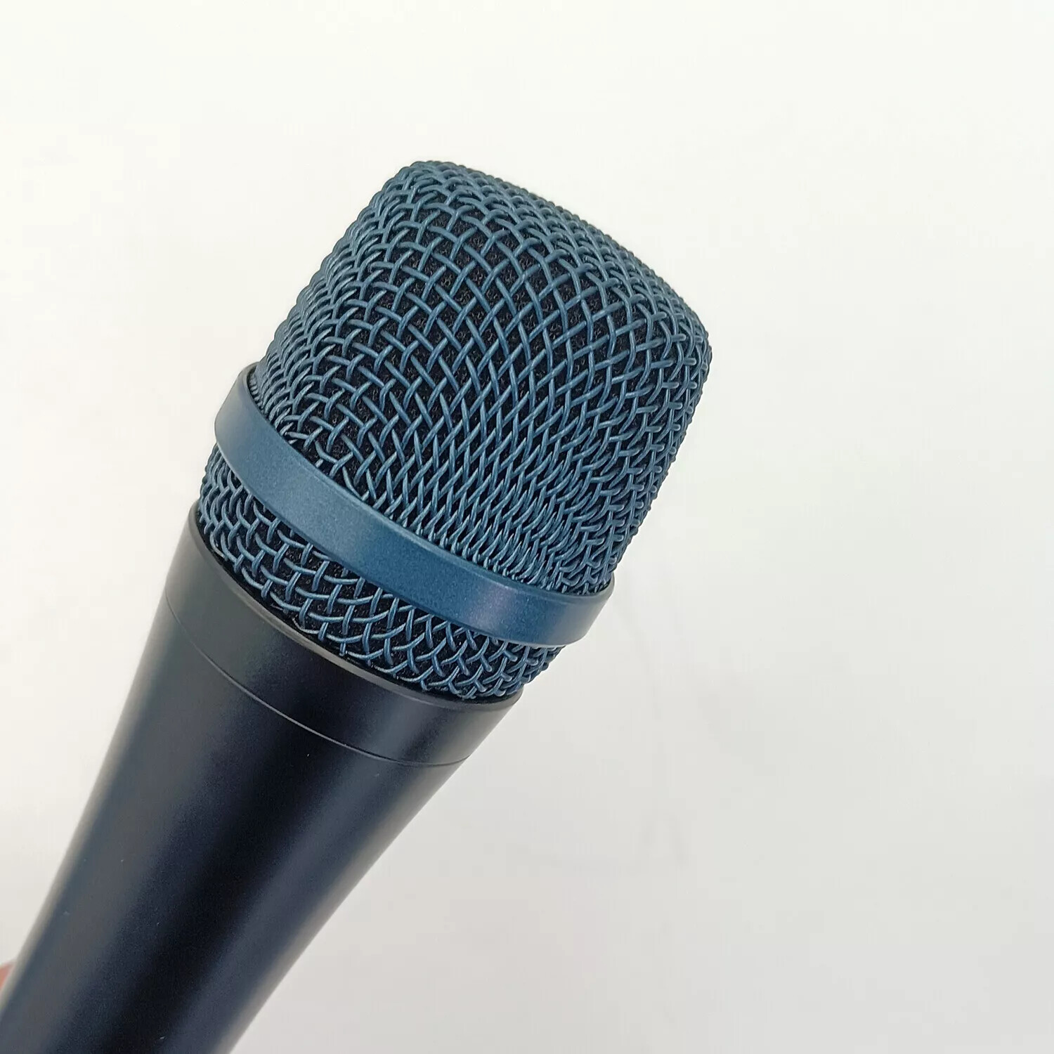 1Pc E935 Dynamic Wired Professional Microphone New with Box US Fast Shipping