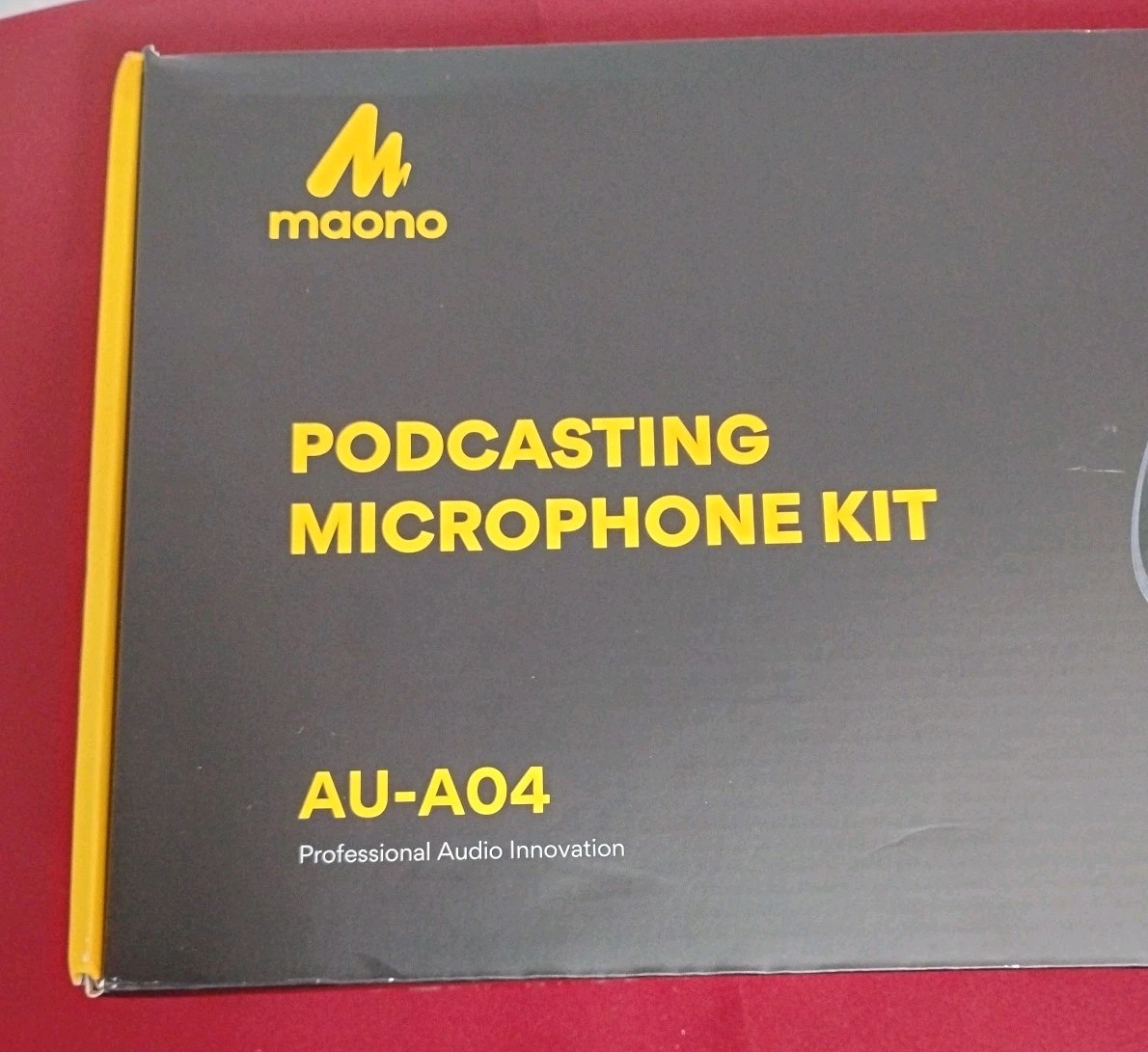 Maono AU-A04 Podcasting Microphone Kit, Professional Audio Innovation , Black.