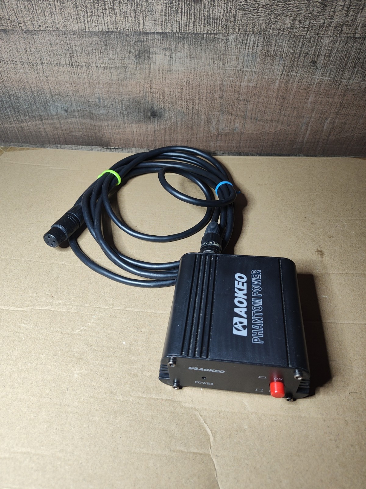 AOKEO 48V Phantom Power Supply Condenser Microphone Music Recording Equipment