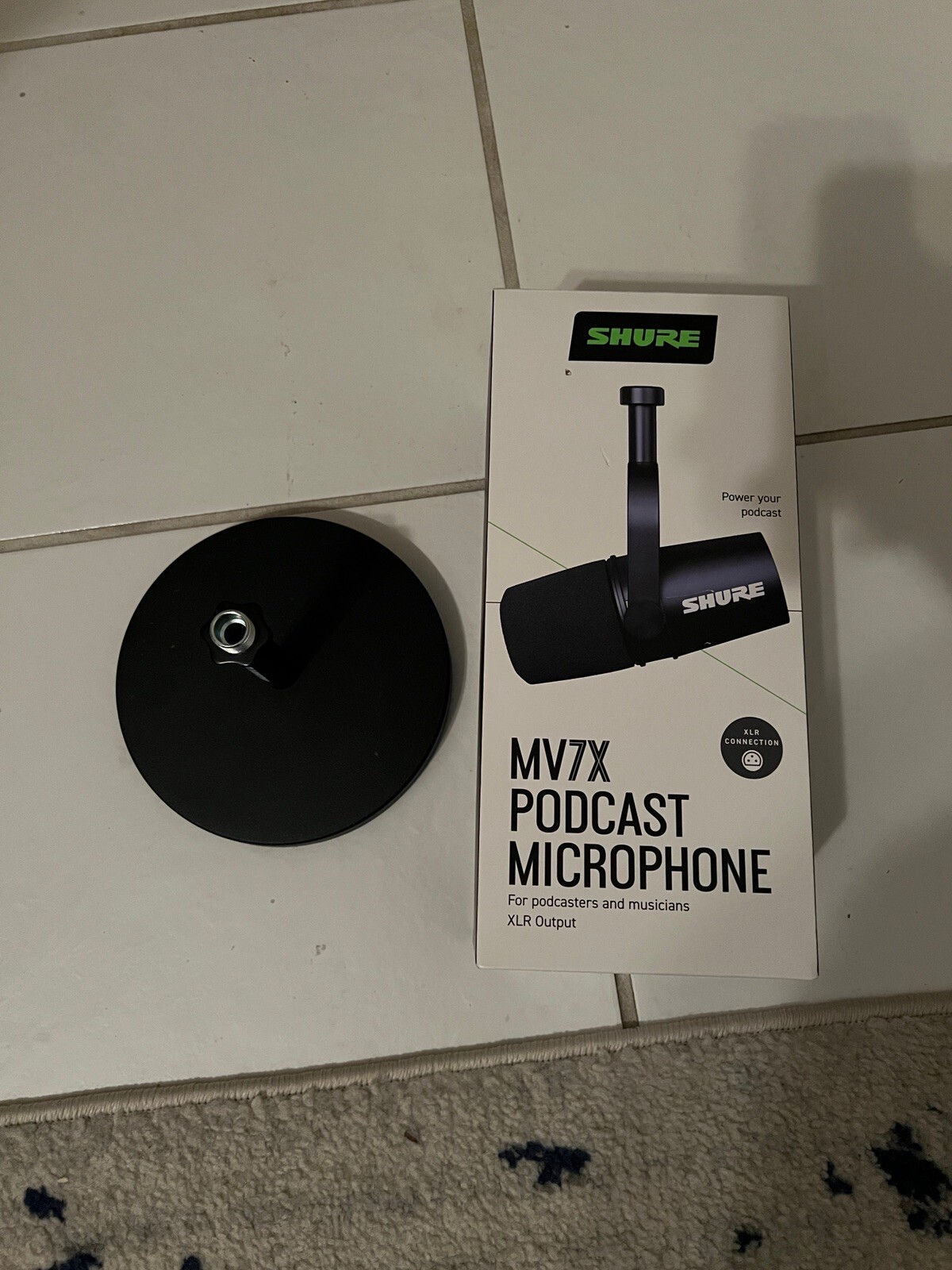 Shure MV7X XLR Podcast Dynamic Microphone – Black