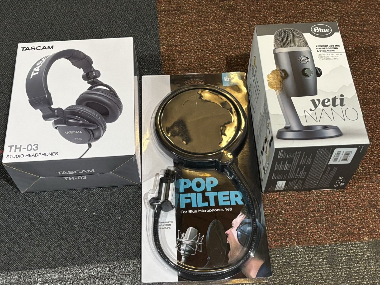 Blue 0281 Condenser Microphone – Shadow Grey W/ Studio Headphones & Pop Filter
