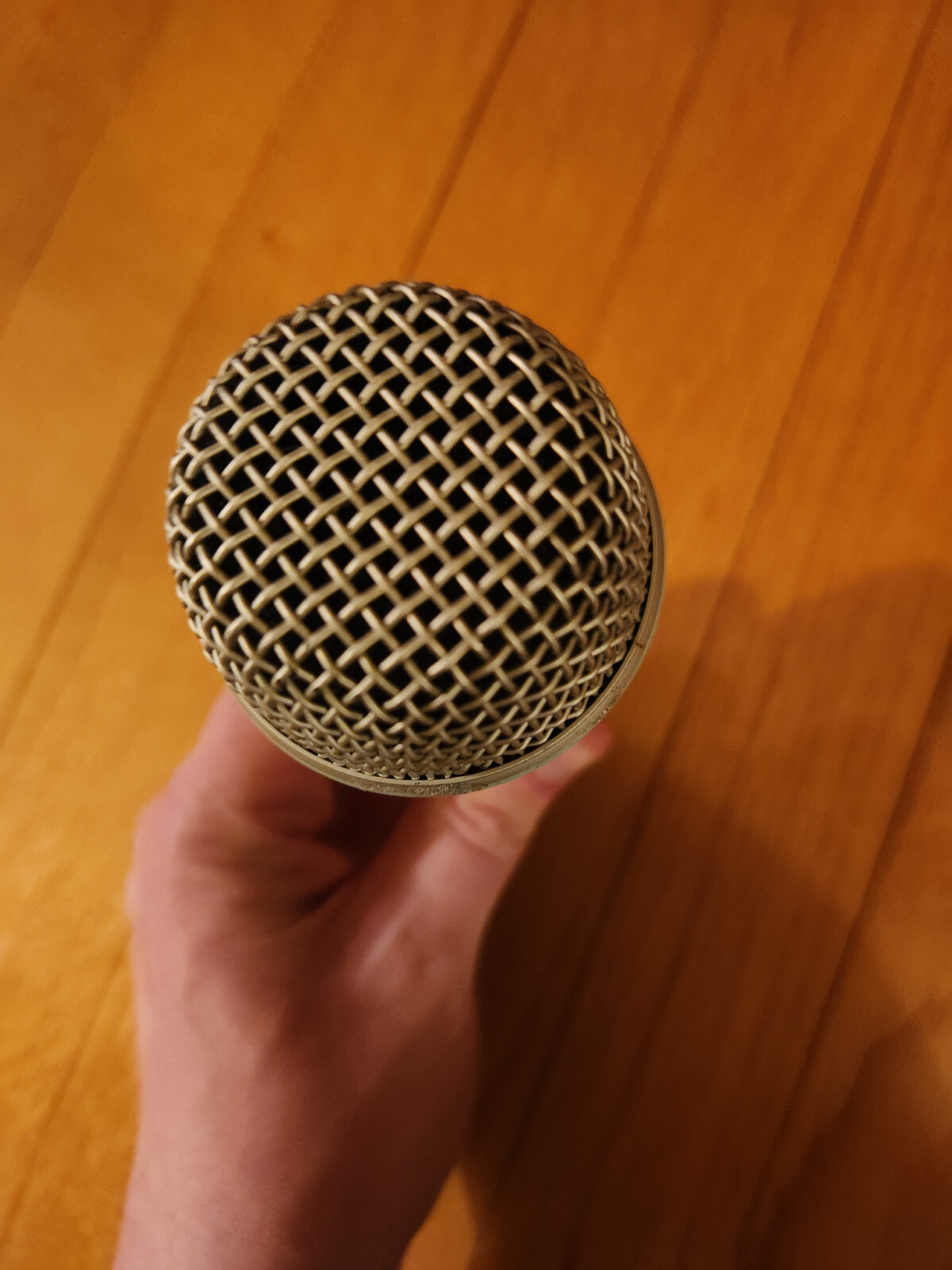 Samson Q4 Dynamic Microphone with Switch