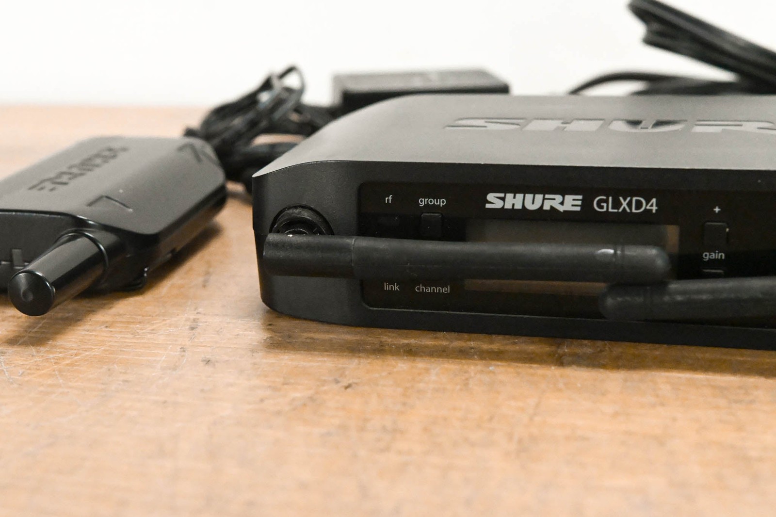 Shure GLXD14-Z2 Digital Wireless Guitar System (2.4 GHz) CG012PE