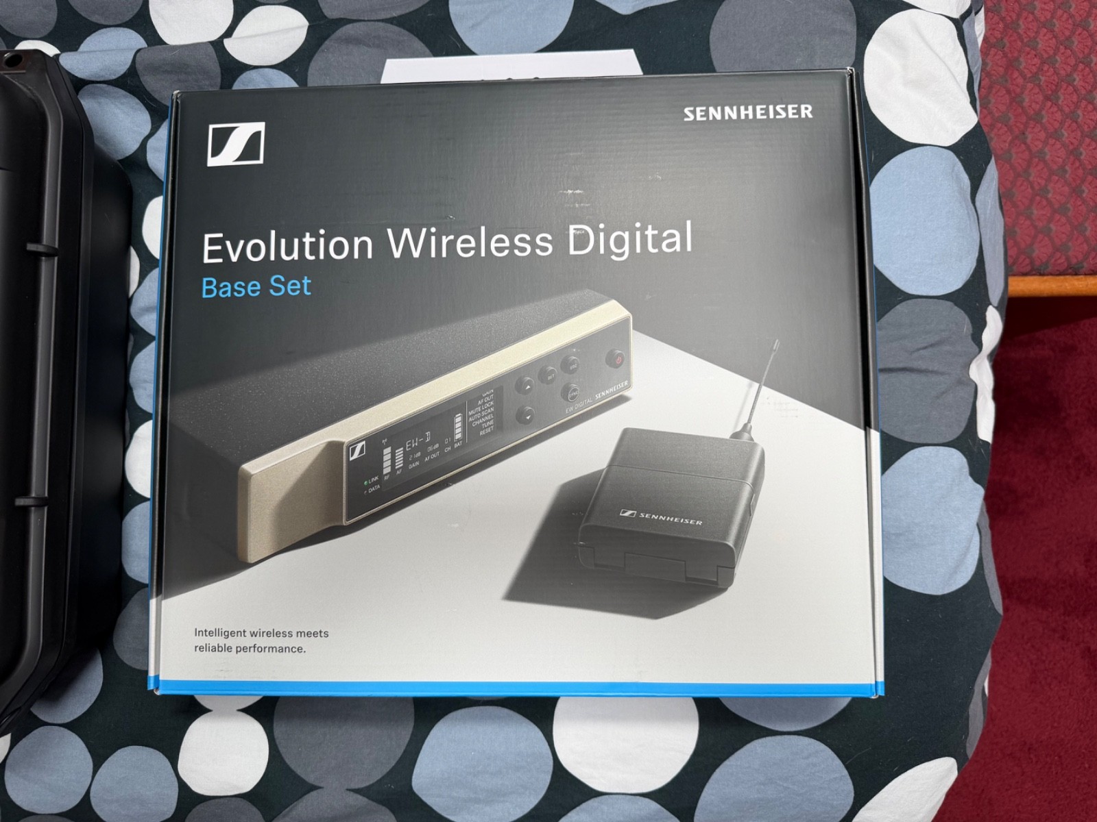 Sennheiser EW-D SK BASE SET Digital Wireless Microphone System w/ Bodypack Q1-6