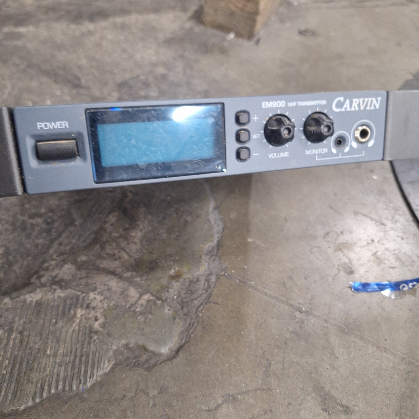 Carvin EM900 Wireless In-Ear Monitor UHF Transmiter