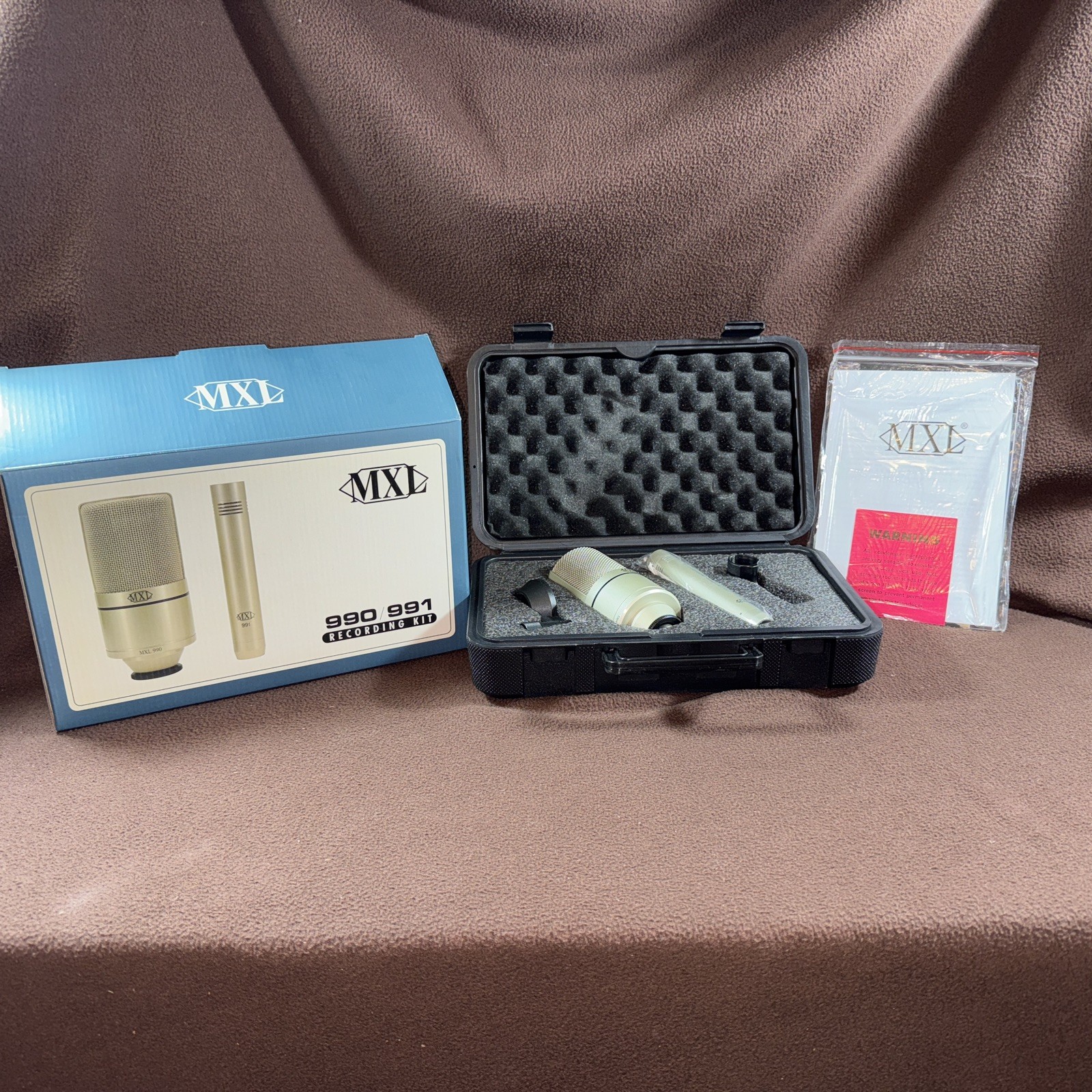 MXL 990/991 Condenser Microphones Recording Kit With Carry Case & shock mount
