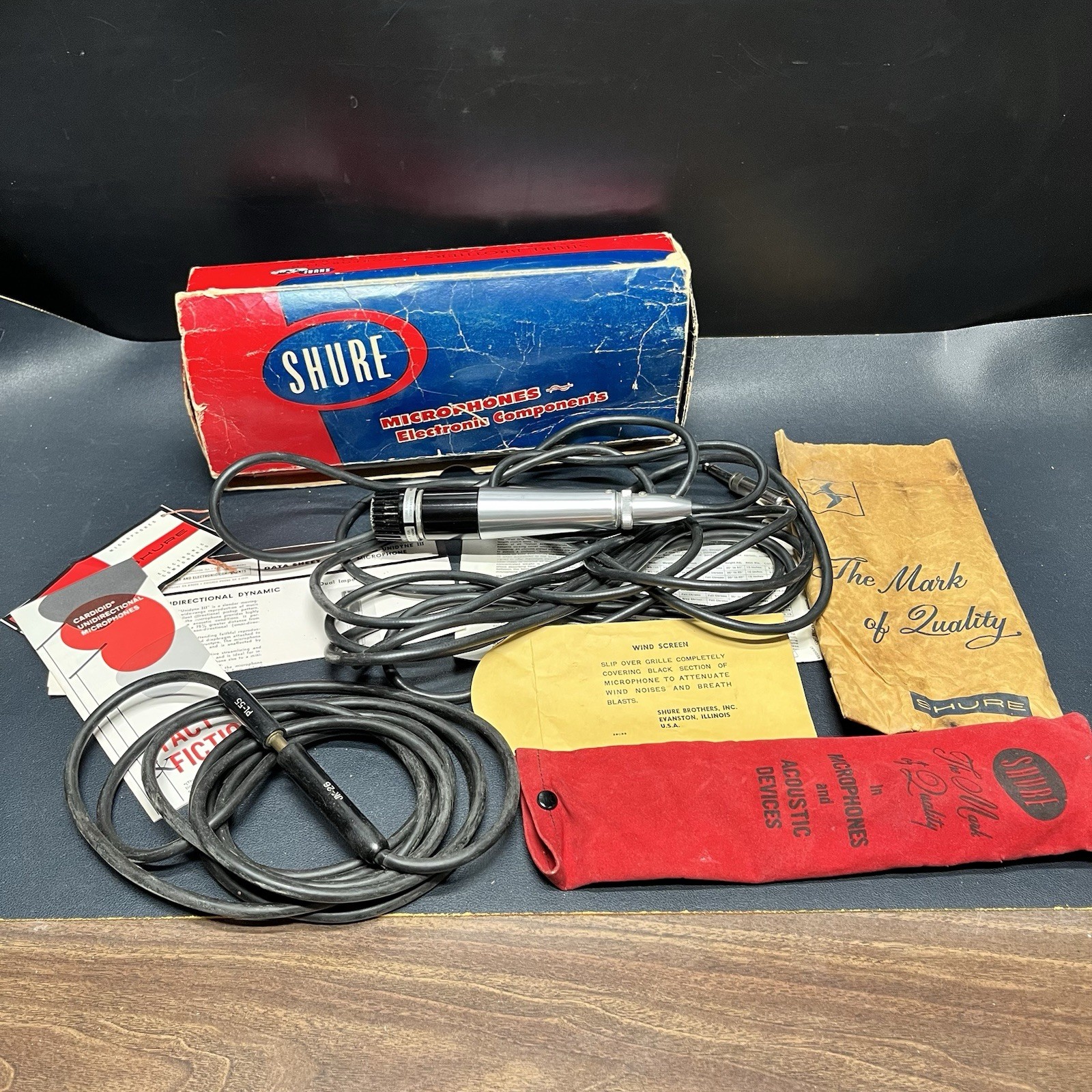 Vtg Shure 545 Unidyne III Microphone, MADE IN USA. Untested Box & Cables Extras