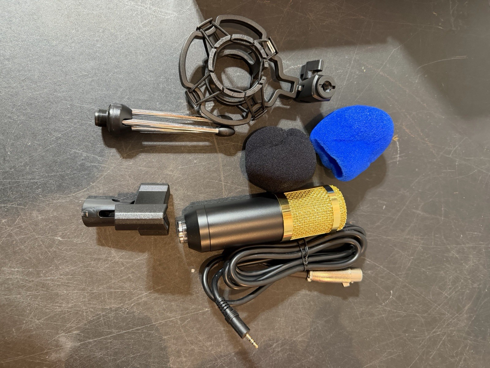 BM-800 Condenser Studio Microphone Kit – New Open Box