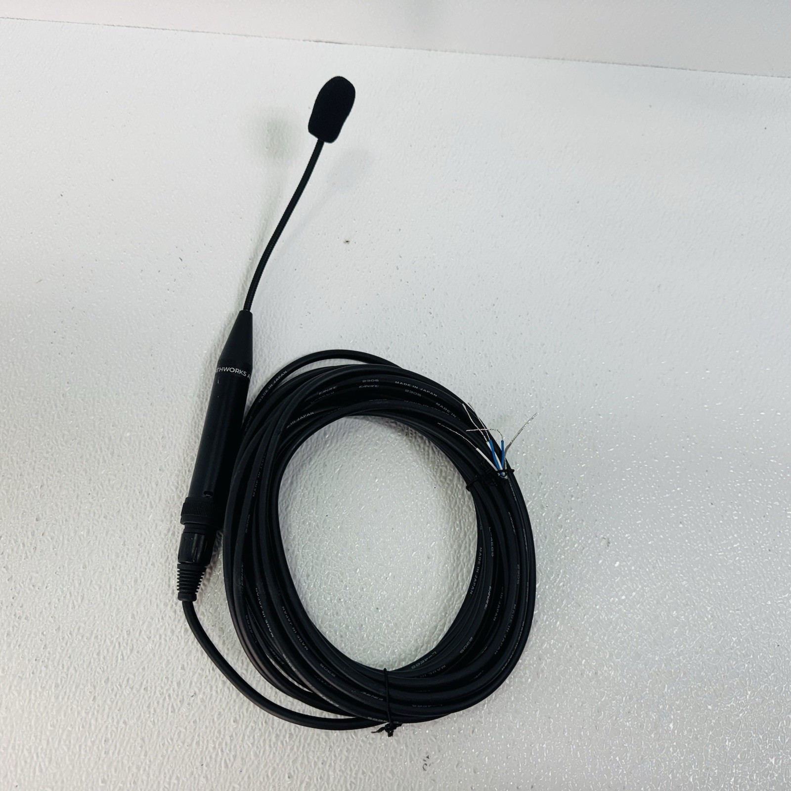 Earthworks C30/C-B Hanging High-Definition Choir Microphone (Cardioid) (Black)