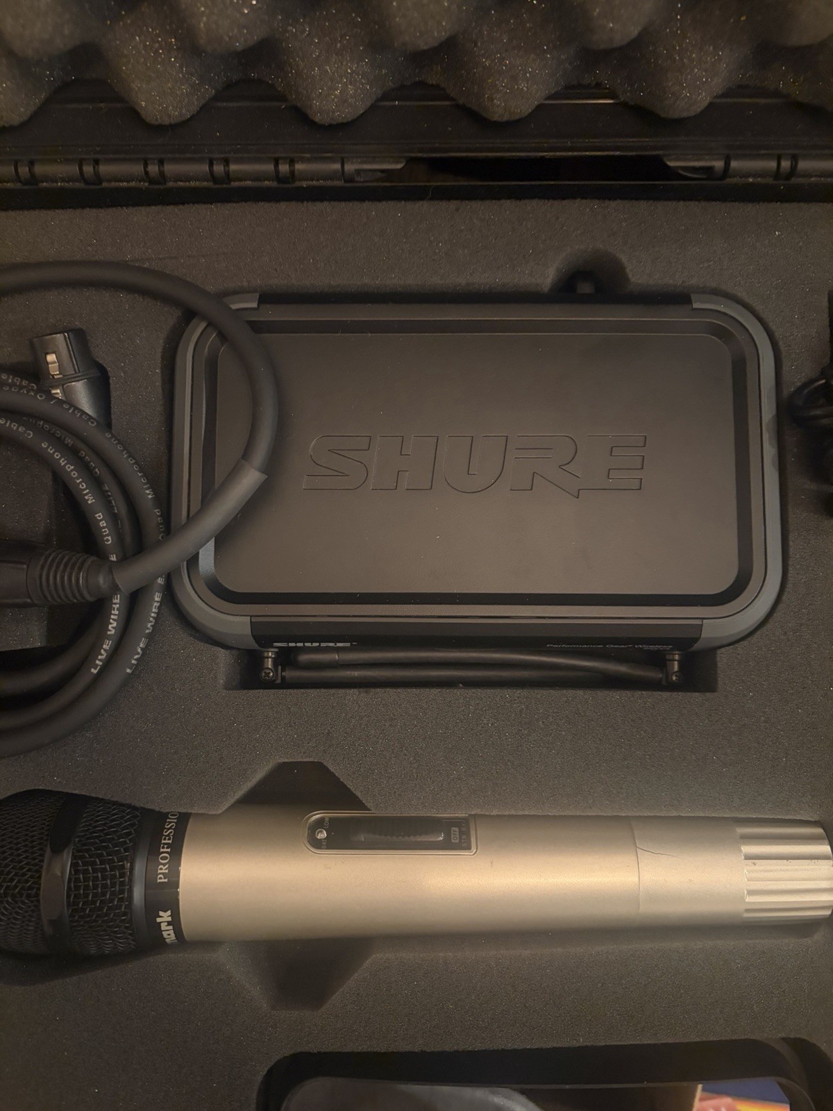 Shure PGX4 Wireless Microphone System H6 with Numark Handheld Microphone –