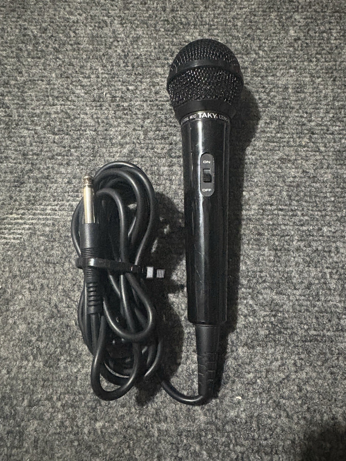 Taky UDM 606L Uni-Directional Dynamic Microphone Used