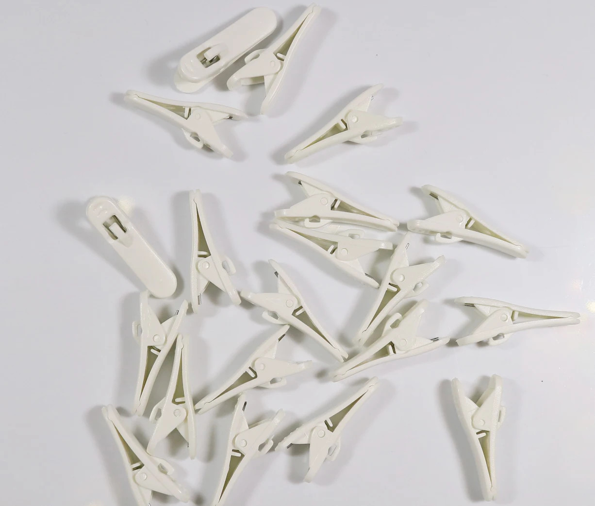 10-Pack Plastic Grip Clip for ME4 Lavalier Mic CX Series Earphone Fit 1mm 1.5mm