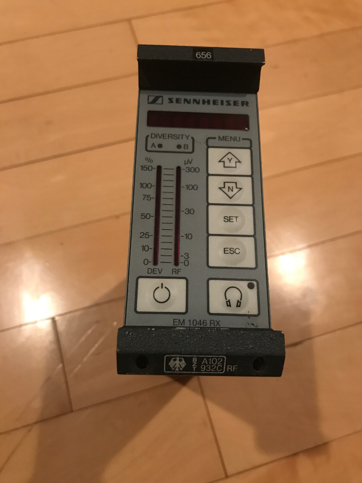 Sennheiser EM 1046 RX-UHF-L Diversity Receiver Freq. 656-692 MHz Tested Working!