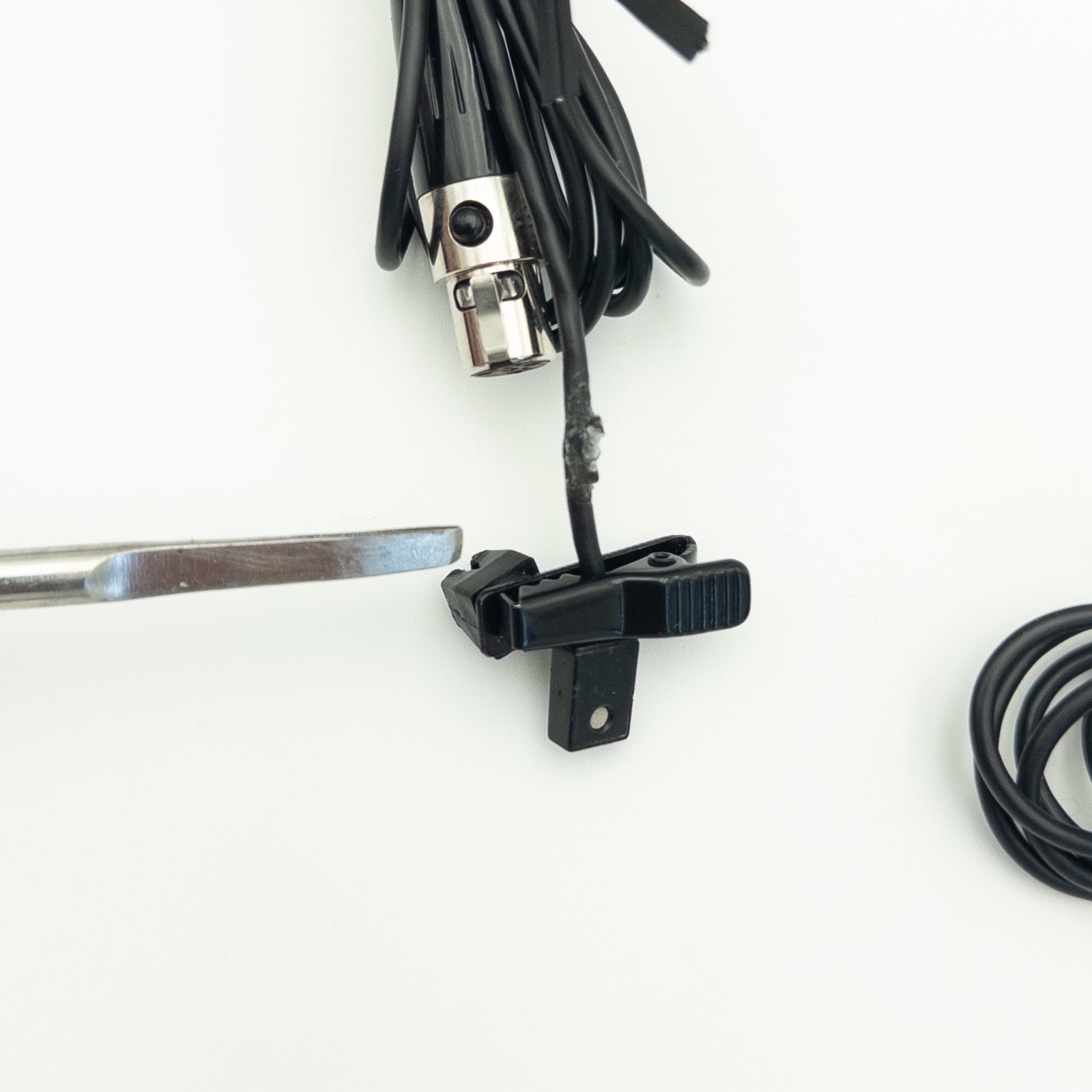 Shure ULXS4 ULX1 G3 470-506MHz Wireless Lavalier System Tested Working