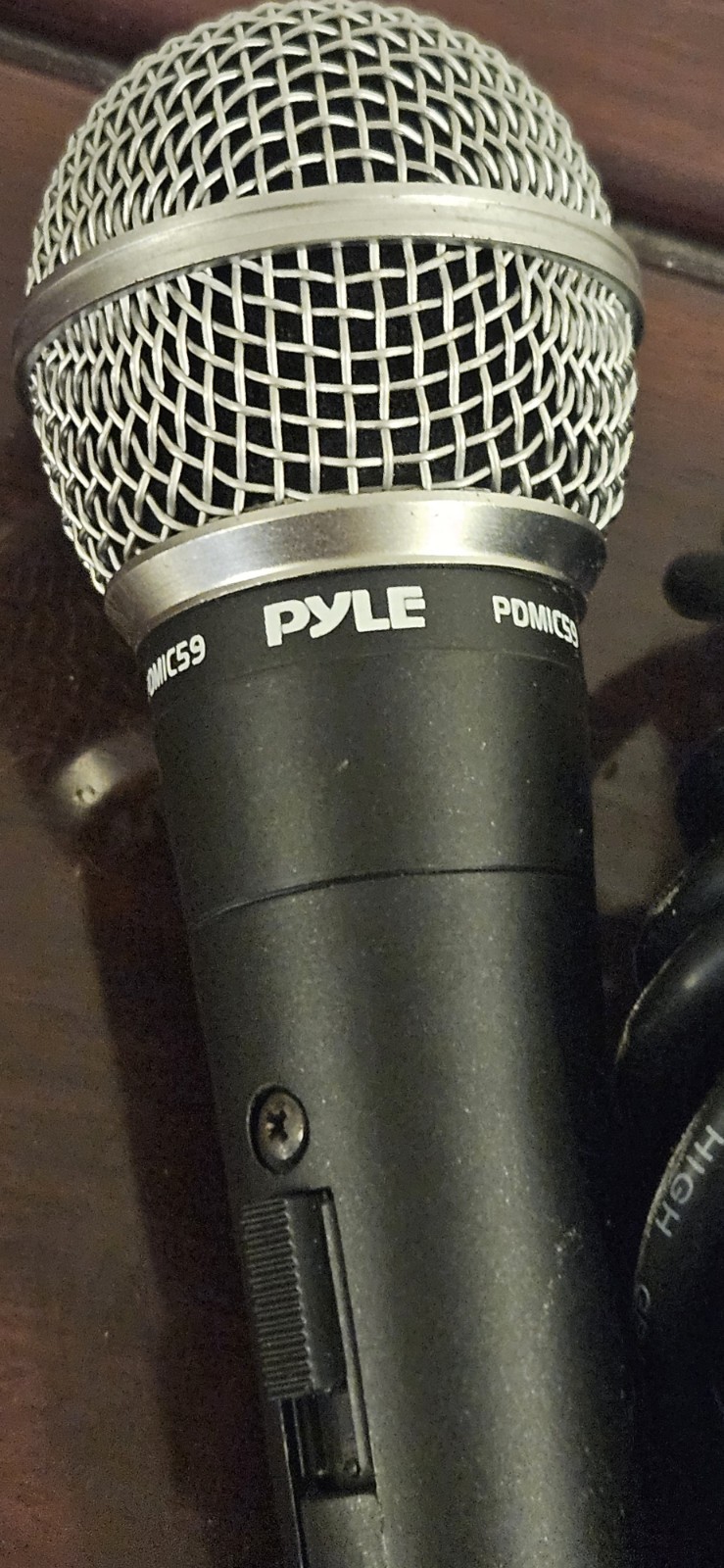 Pyle PDMIC59 Professional Dynamic Microphone