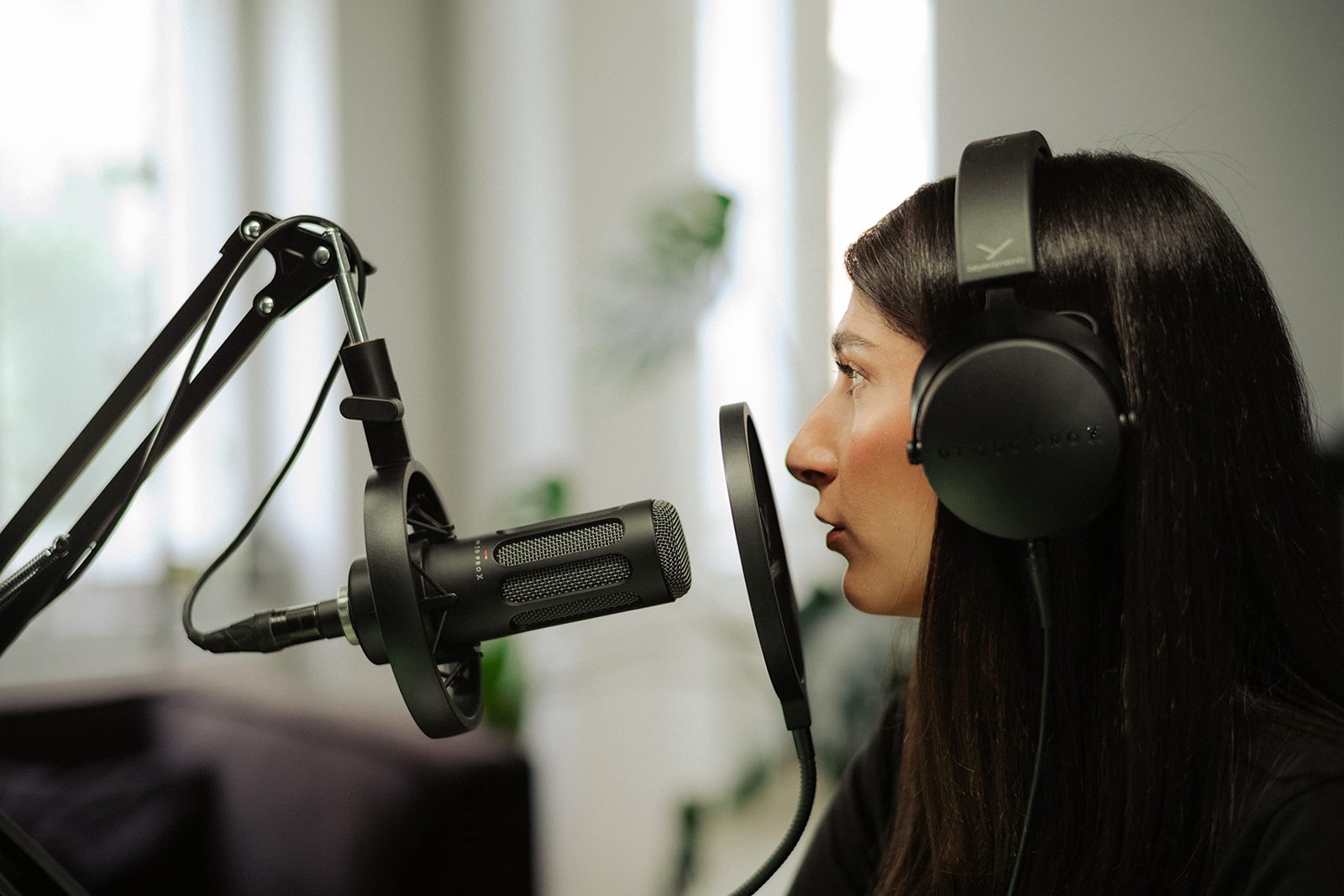 Beyerdynamic Pro X M70 Dynamic Microphone With Pop Filter And Shock Mount