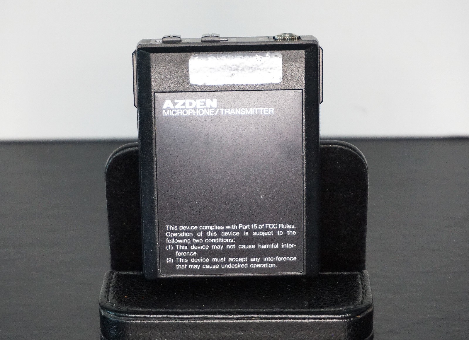 Azden Wireless Microphone System – WR-10 Transmitter & WM-10 Receiver Japan