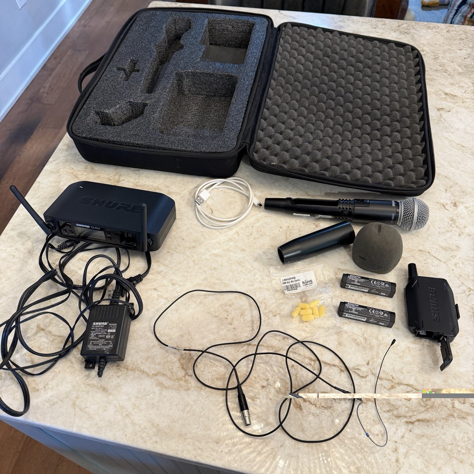 Shure GLXD Z2 Wireless System GLXD4 GLXD2 SM58 GLXD1 Countryman E6 Mic & Case