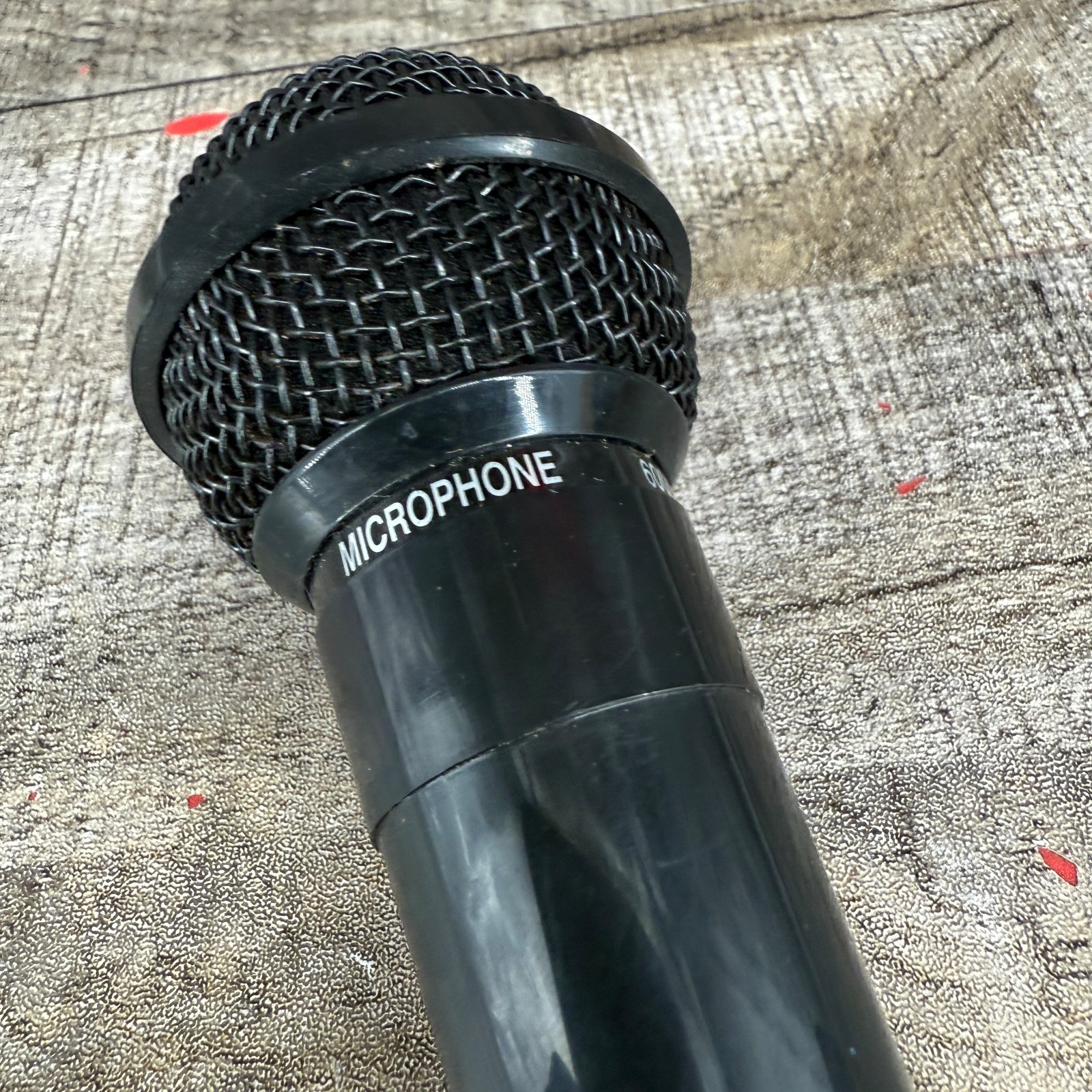 Dynamic Microphone Uni-Directional Works
