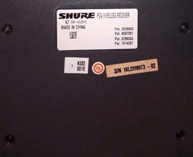 Shure PG4 Wireless Microphone Receiver Band K7 590-602 MHz Power NEW