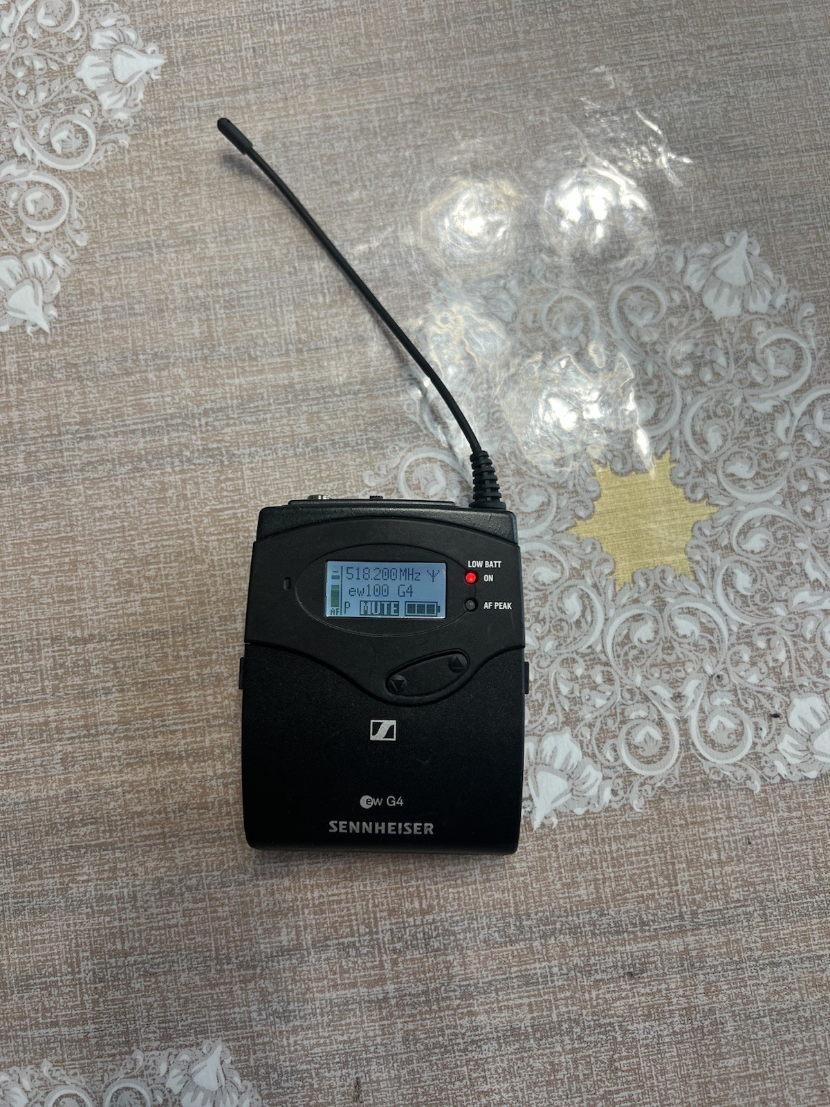 Sennheiser SK 100 G4 Bodypack Transmitter Freq A 516-558MHz