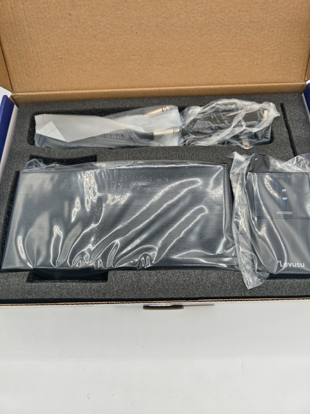 UHF Wireless In-Ear Monitor System with Earphone,180Ft, Rack Mount, Professional