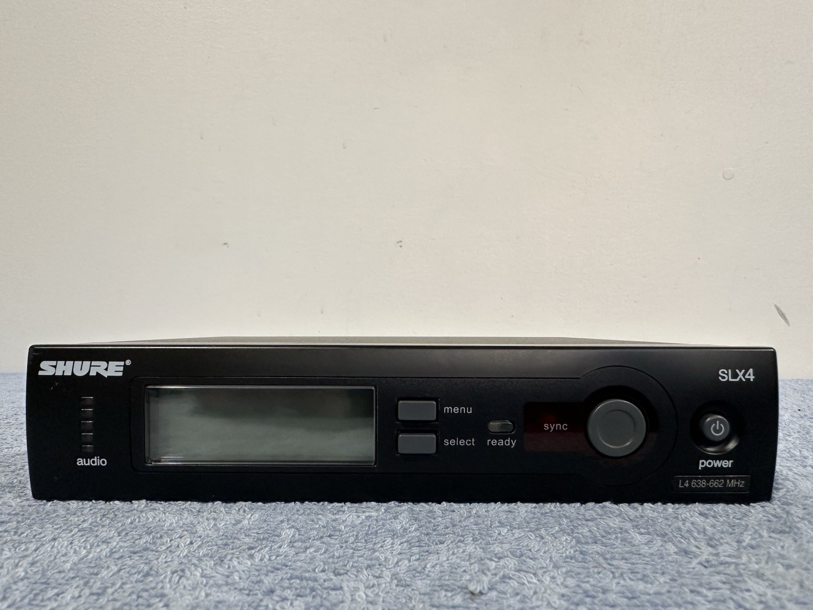 Shure Slx4 L4: 638-662 MHz ( No Power Supply No Antenna)