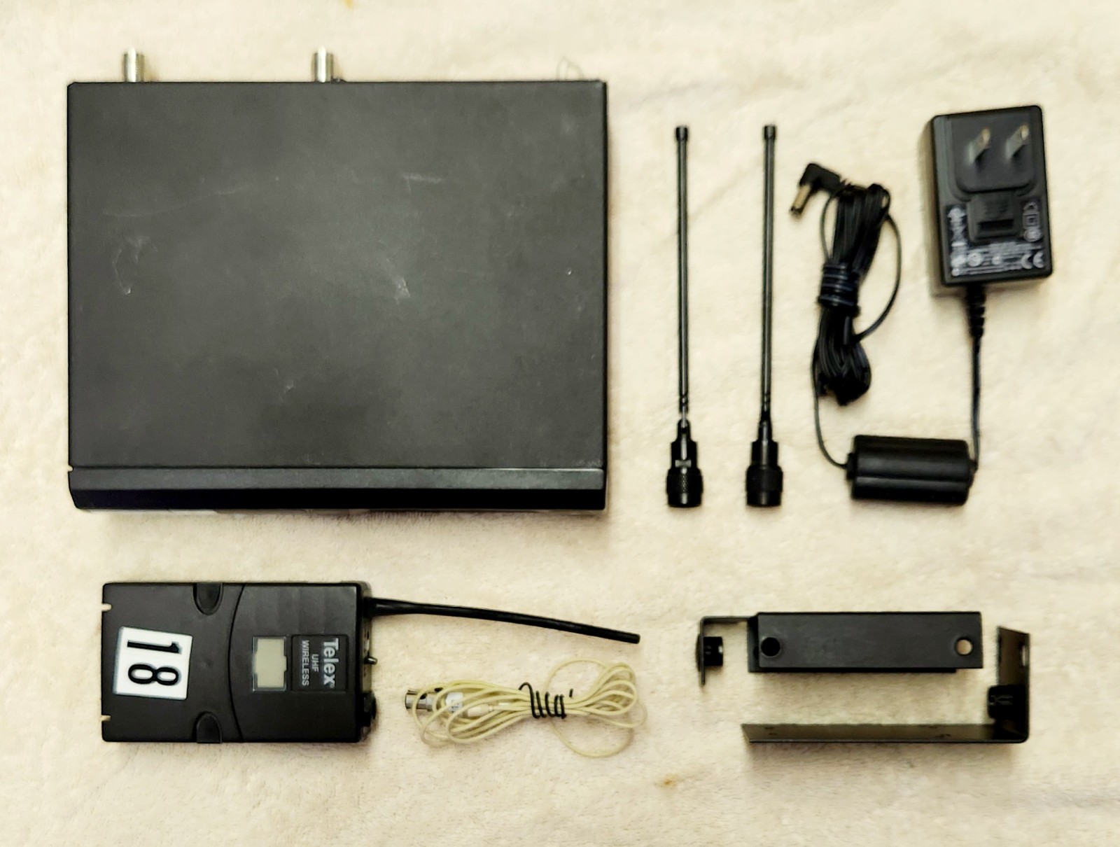 JA#18 Telex FMR-500 Wireless Receiver W/ Belt pack, & Ant. (A) – Tested – Works