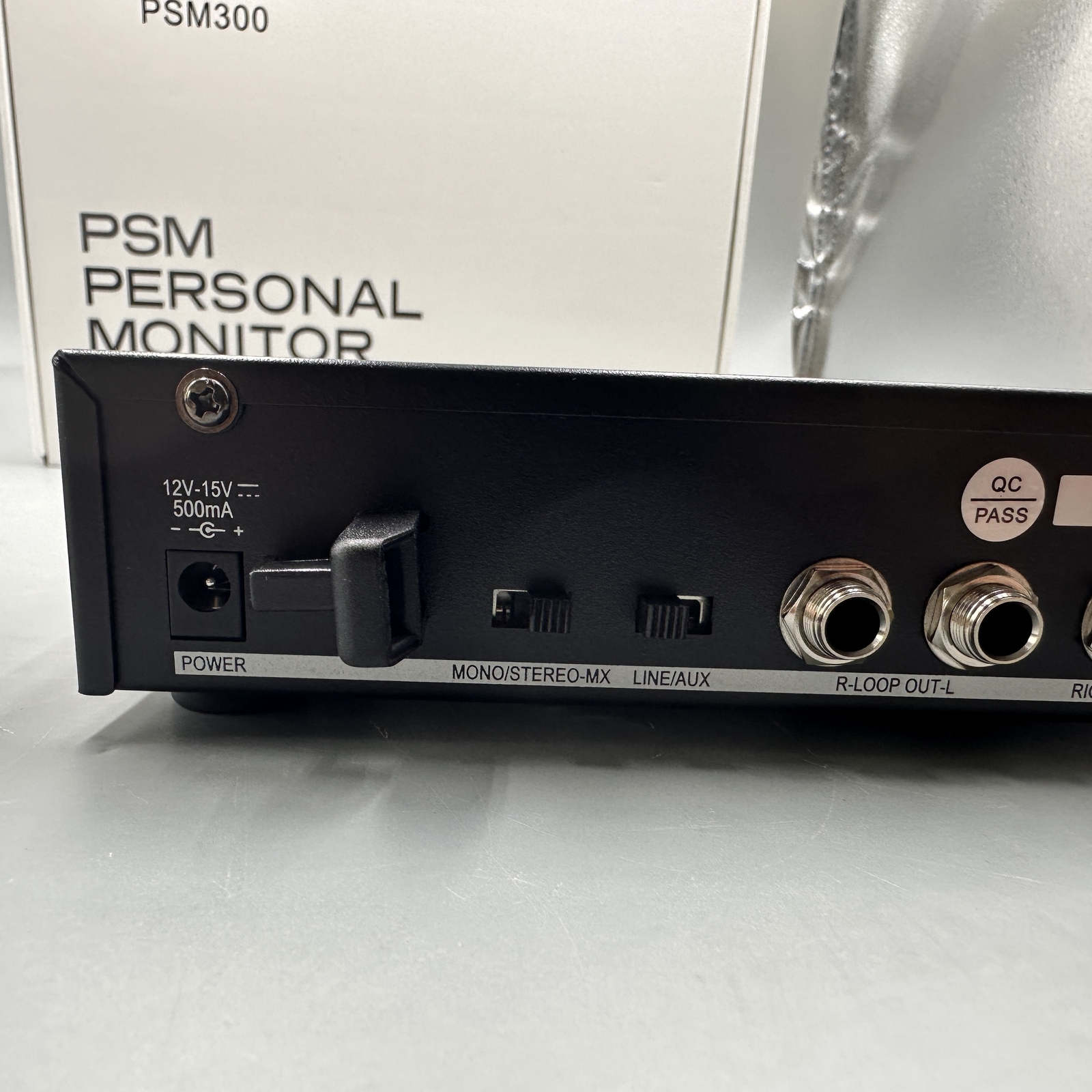 PSM300 In Ear Monitor System Wireless IEM System Support Stereo Sound Used