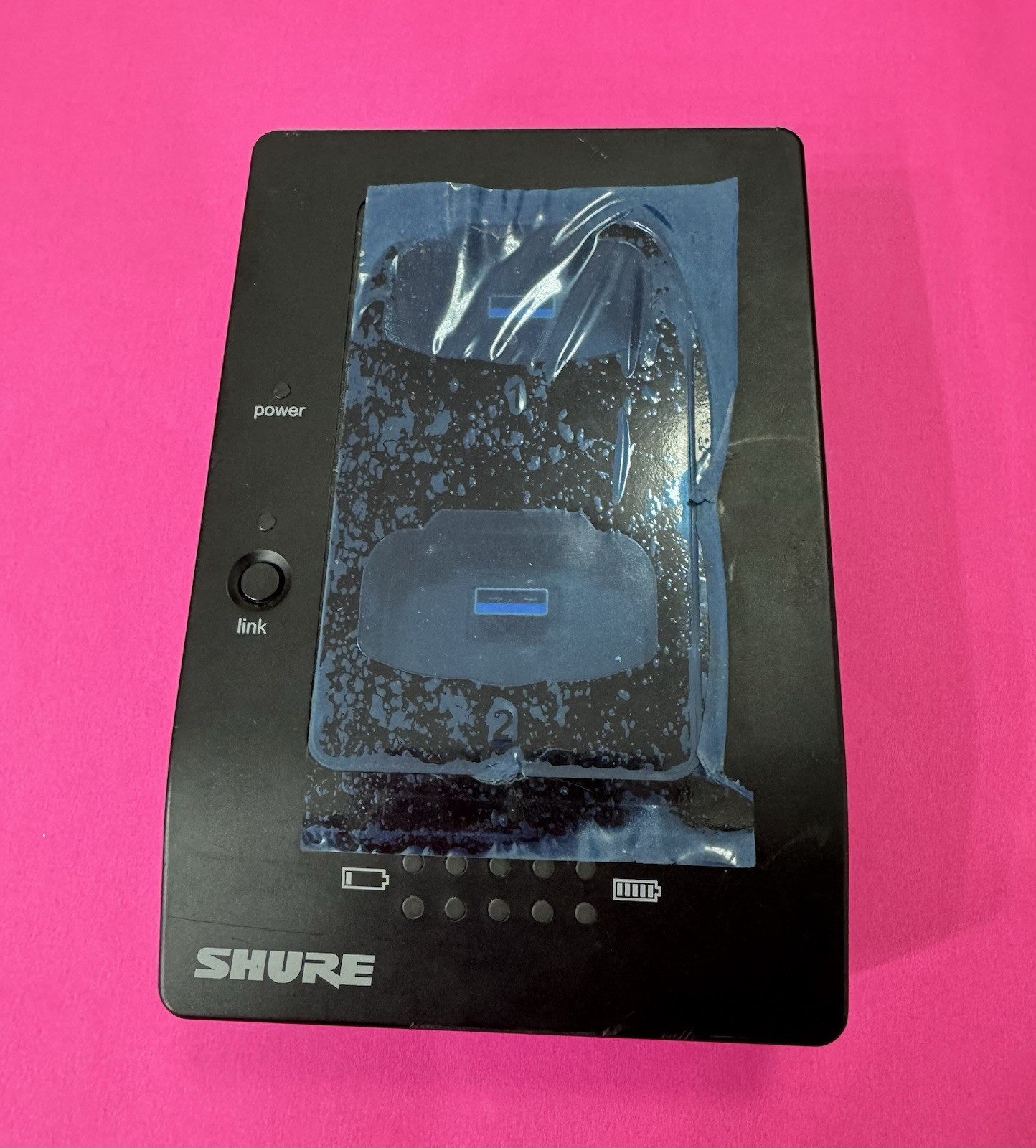 SHURE MXWNCS2 NETWORKED 2 PORT CHARGING STATION ONLY NEW OPEN BOX READ