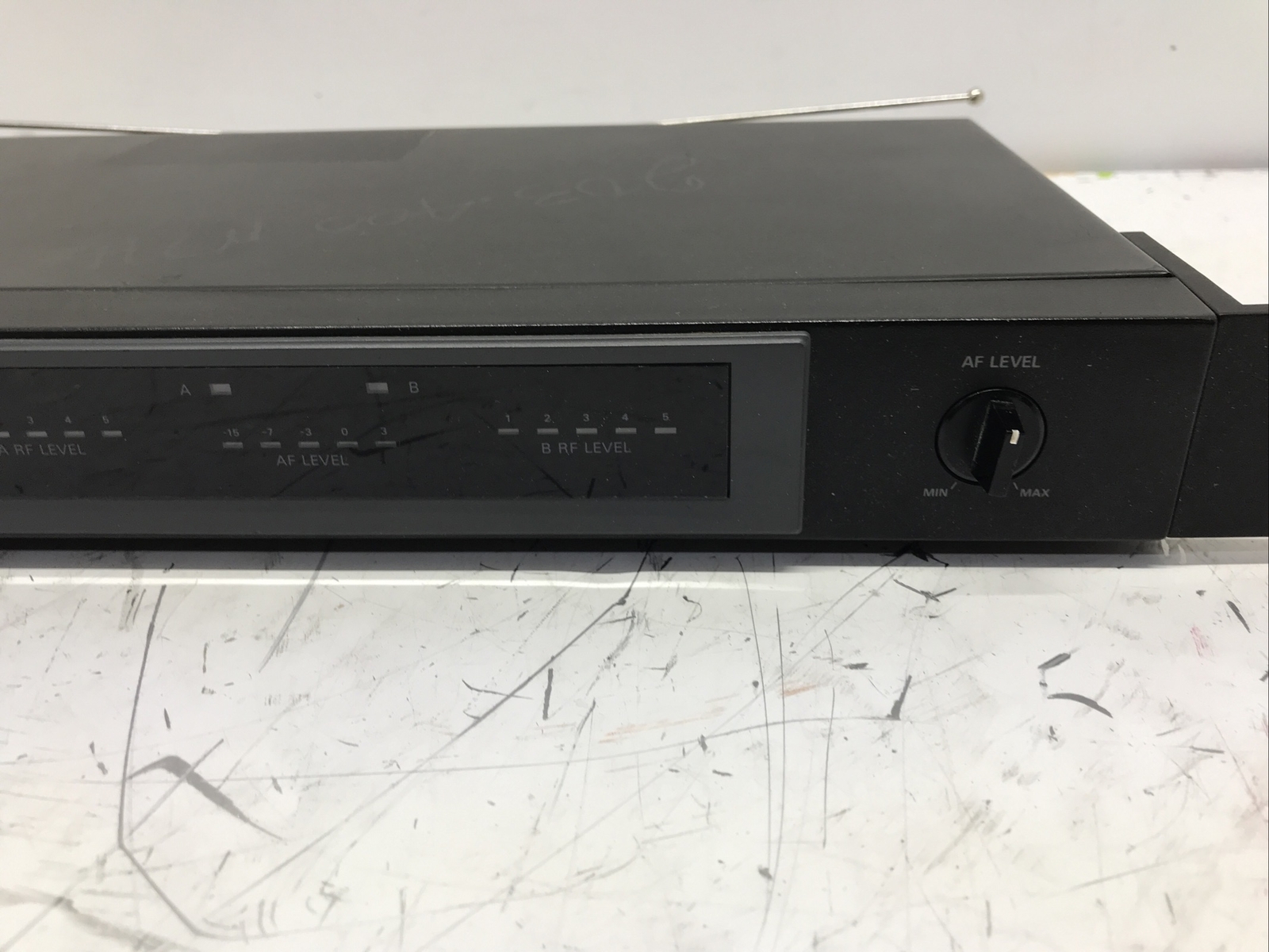 Audio-Technica ATW-R10 Wireless Microphone Diversity Receiver