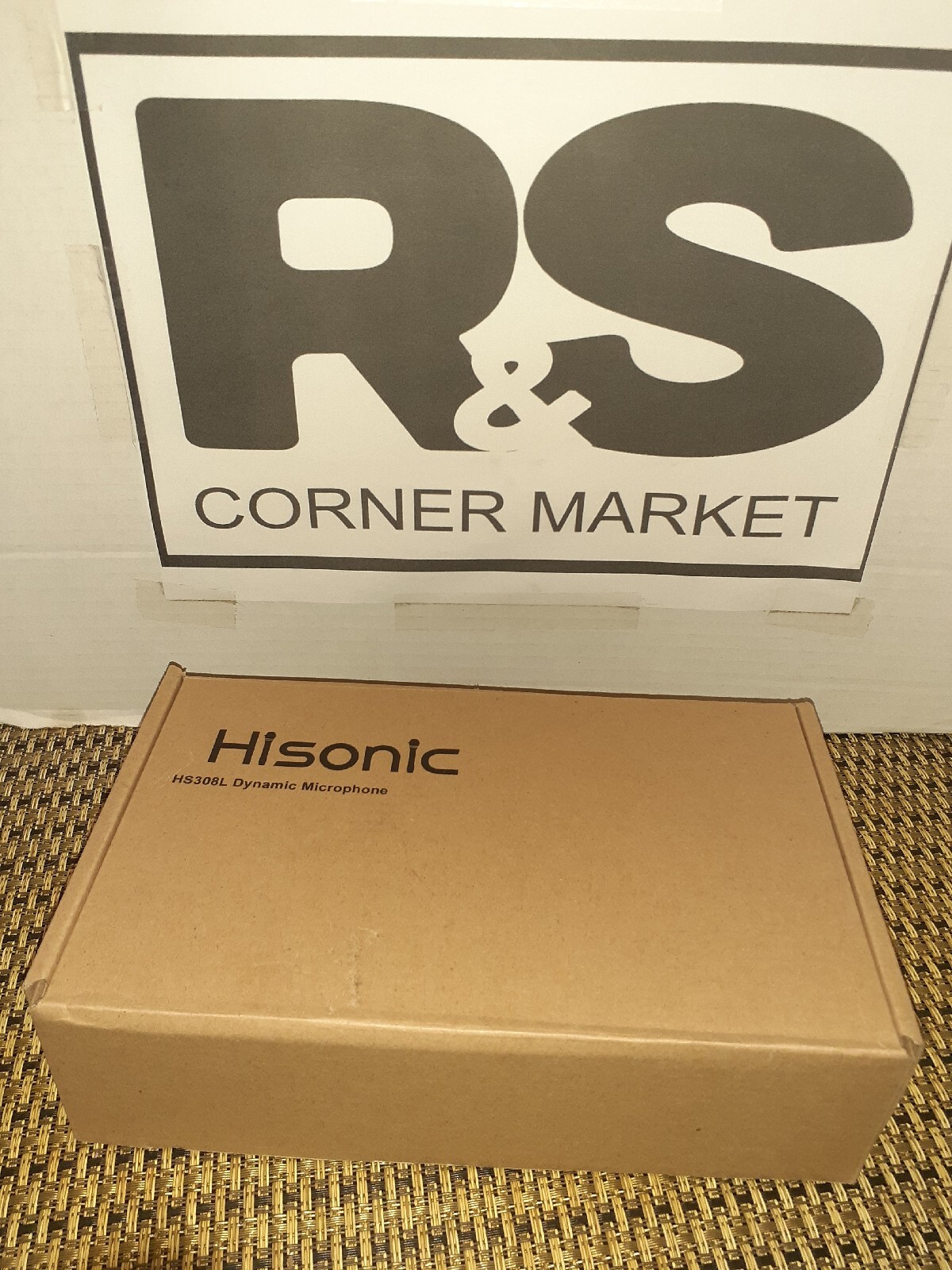 Hisonic HS308L Dynamic Microphone Portable Wireless and Wired 2 in 1 Microphone