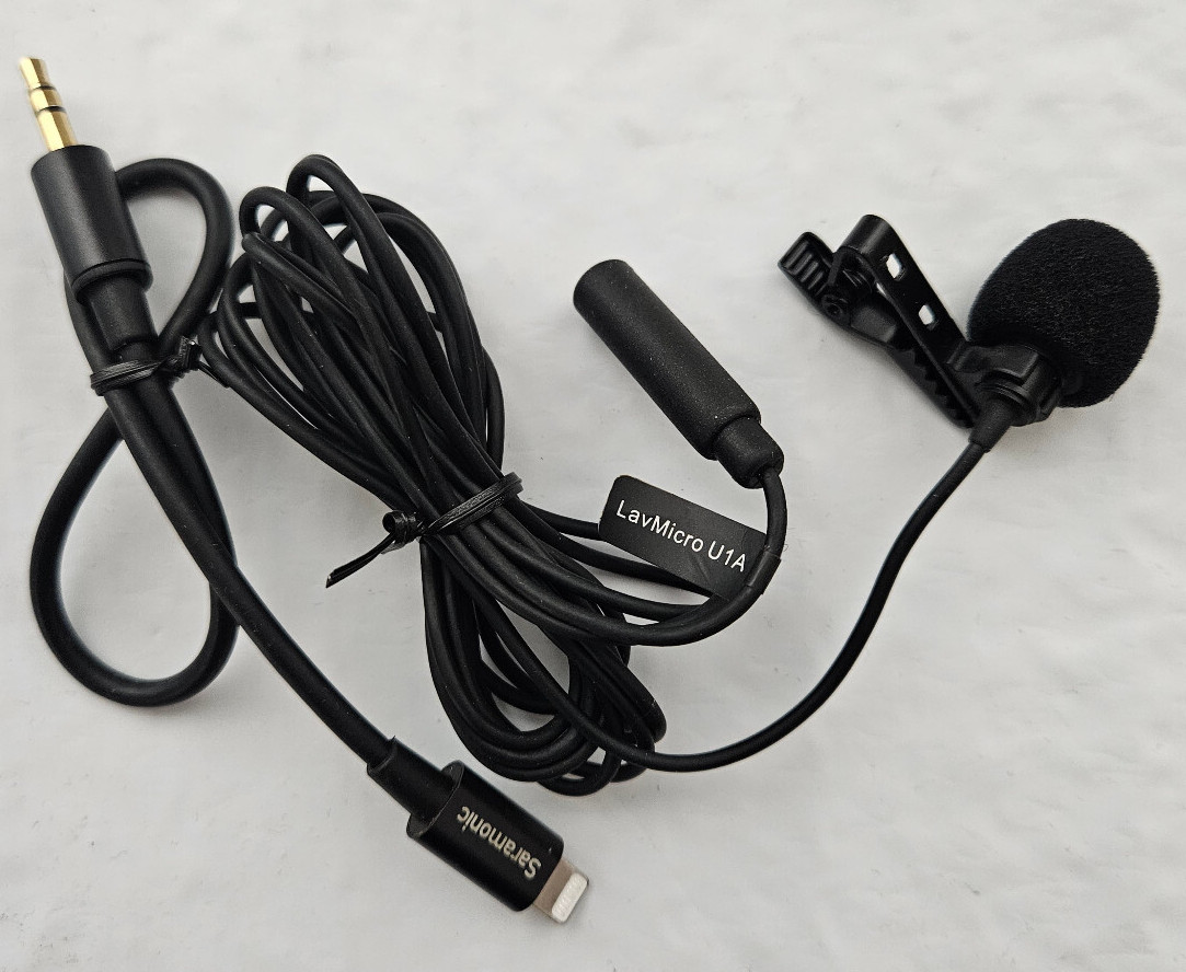Saramonic Lavalier Microphone with Lightning for Apple iPhone or iPad