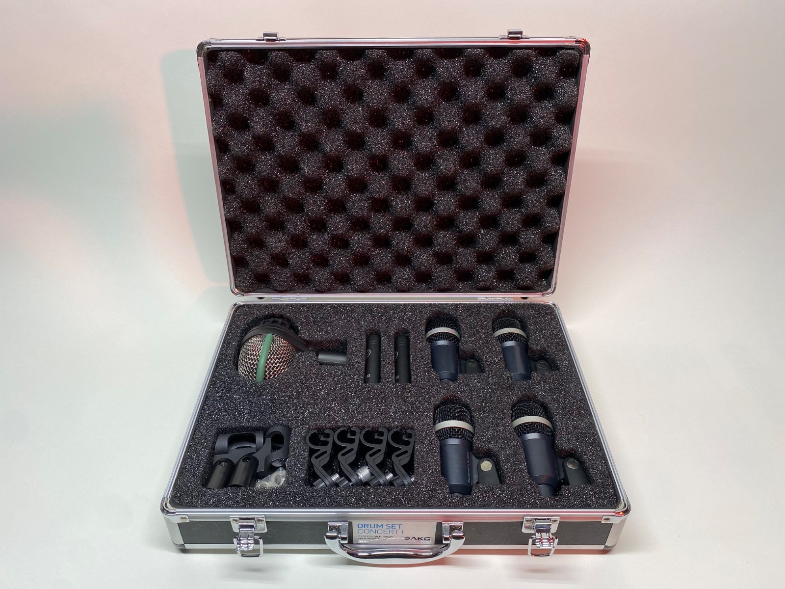 AKG Drum Set Concert 1 Microphone Set with D112 MkII, C430, and D40 Microphones
