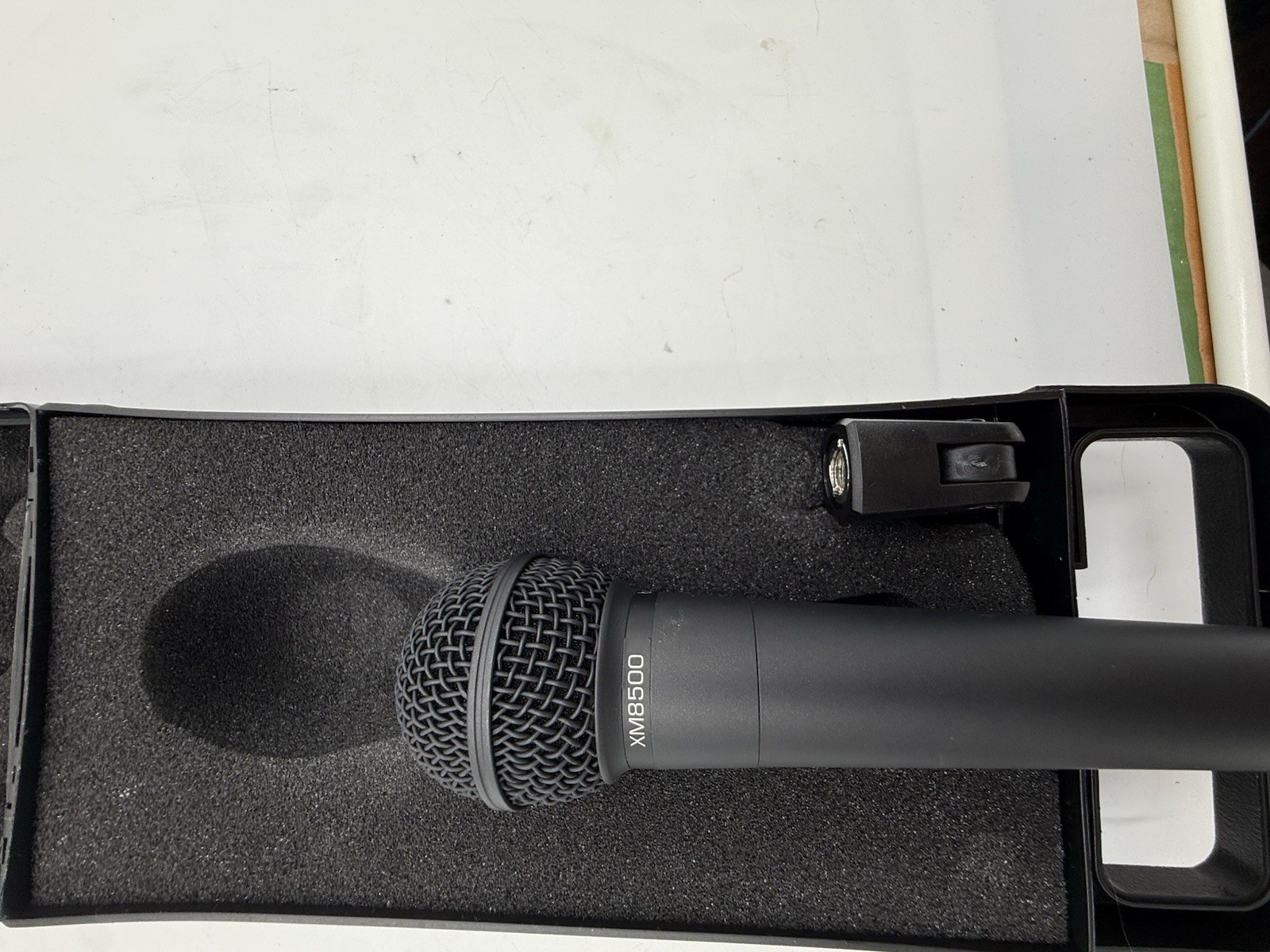🌟Behringer ULTRAVOICE XM8500 Dynamic Cardioid Vocal Microphone🌟