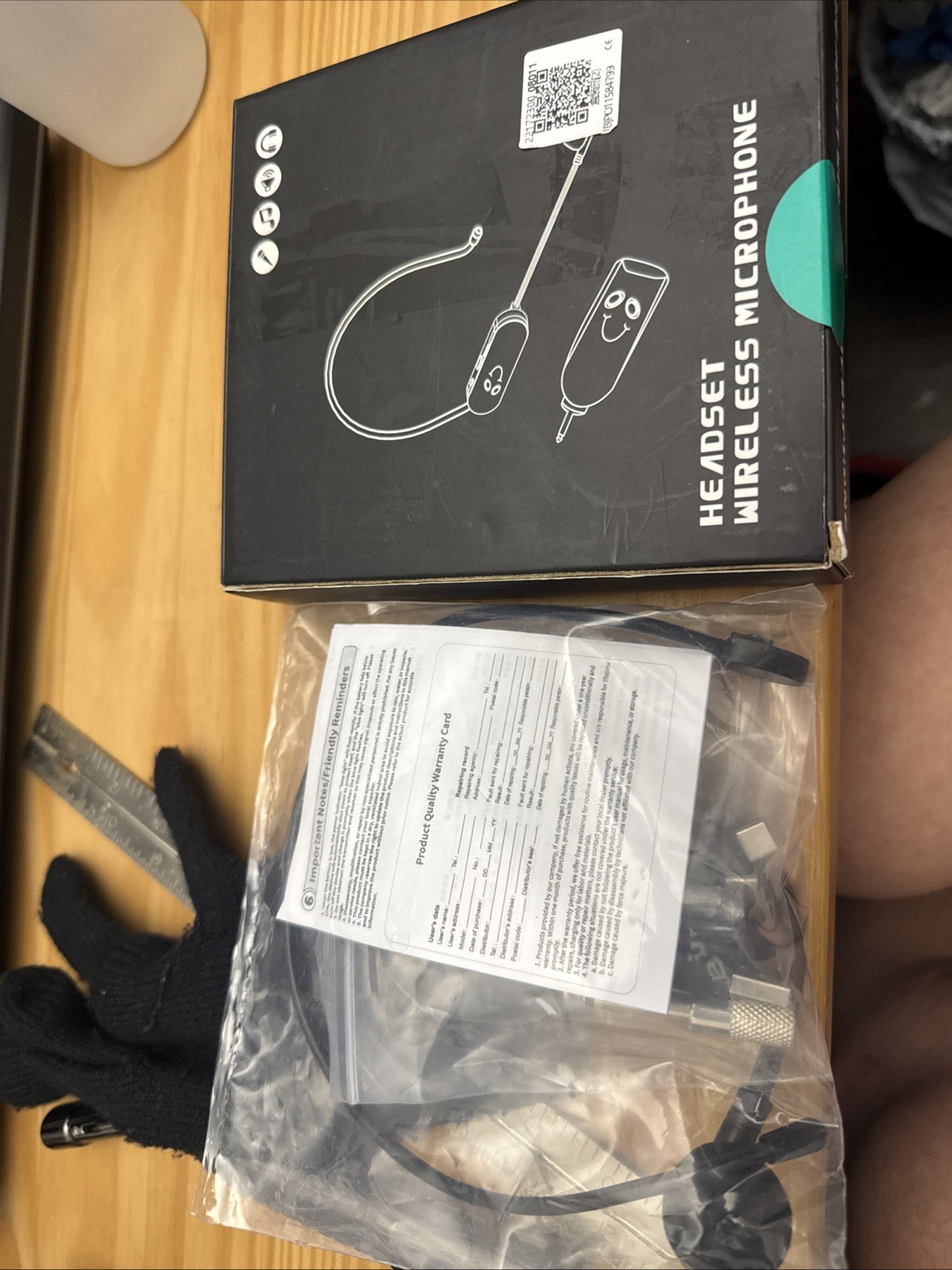 Headset Wireless Microphone Open Box Sealed Item Inside New