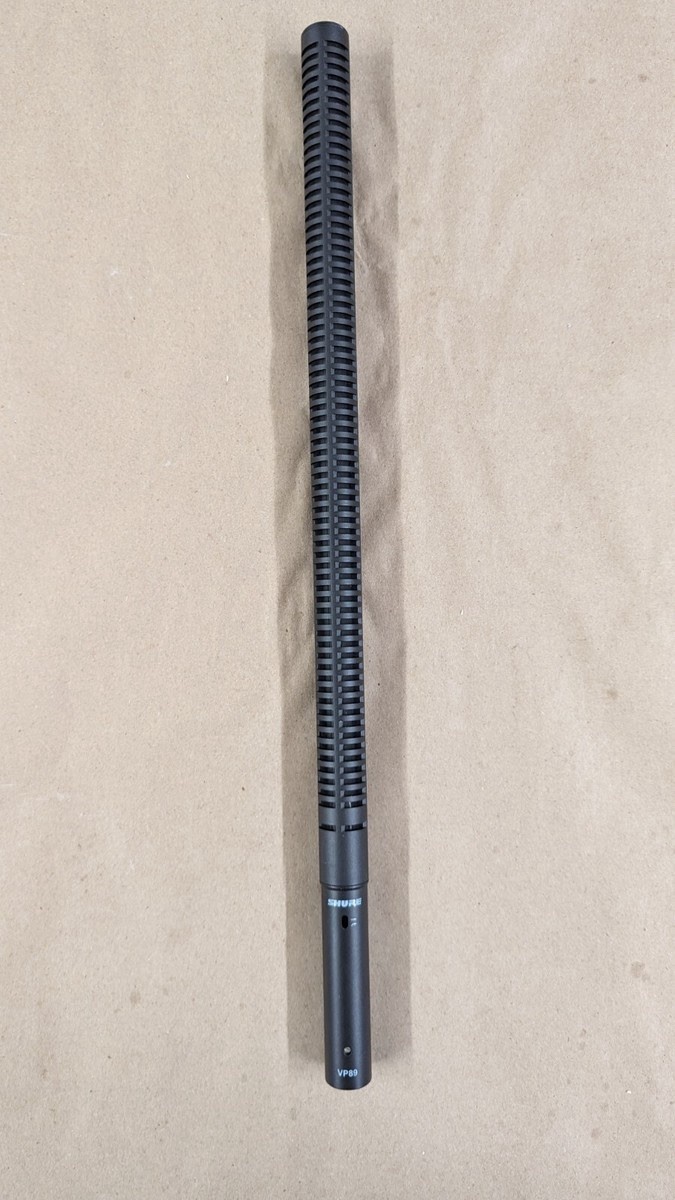 Shure VP89L Long Condenser Shotgun Microphone with Case and Foam Windscreen