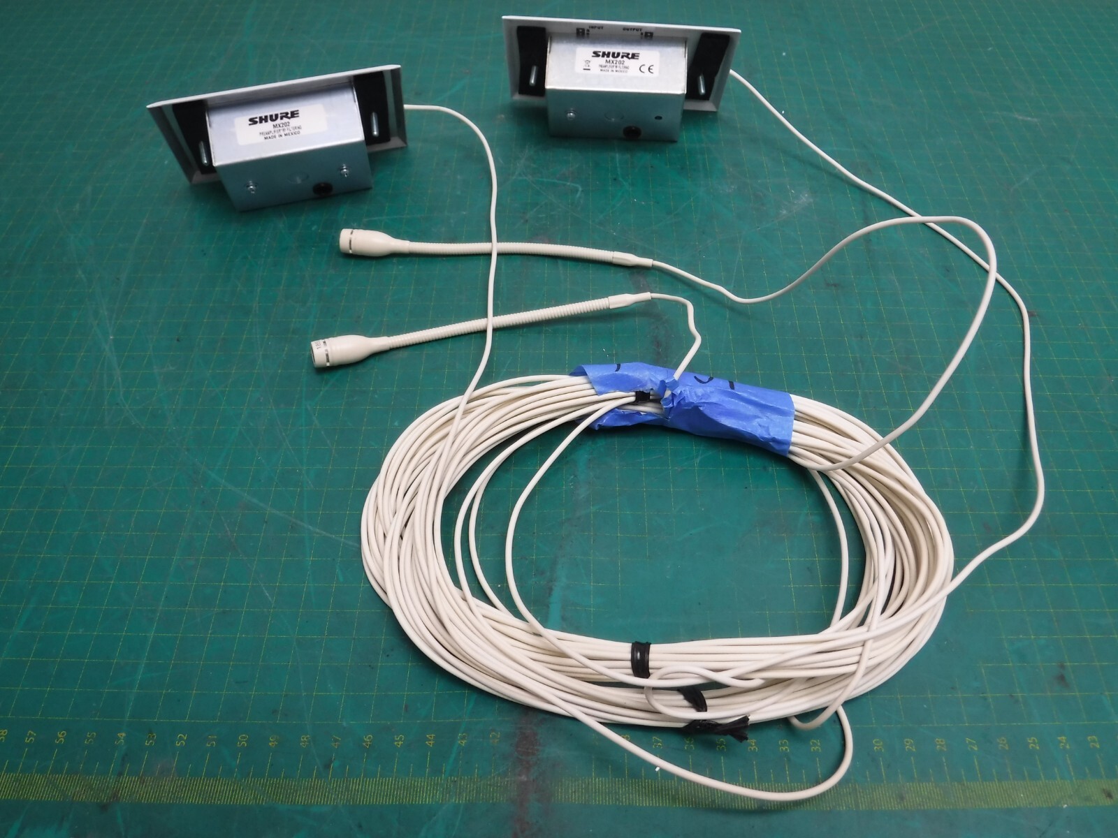 2 Shure MX202 Condenser Cable Professional Microphones