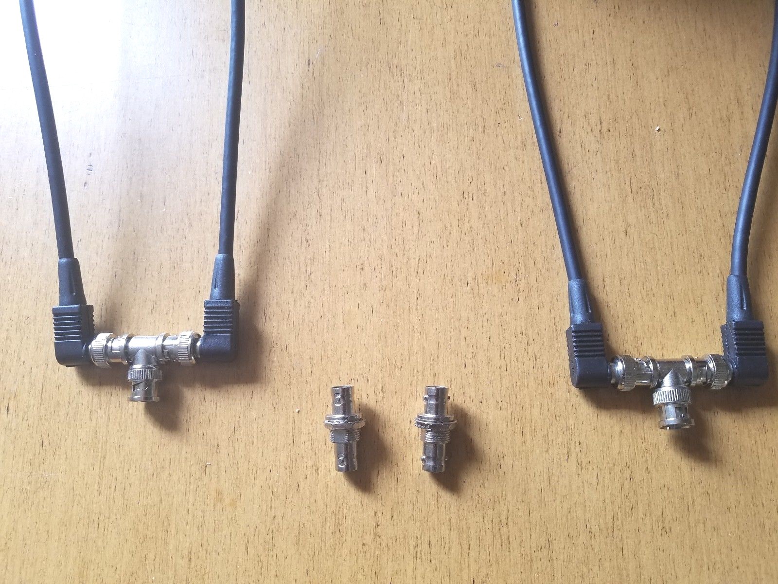 Antenna Splitter Kit 4 Gold Tip RG-58 20 Inch Right Angle Wires T and Bulkheads.