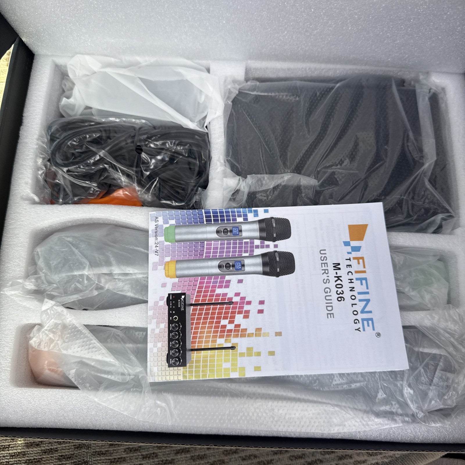 FIFINE UHF Dual Channel Wireless Handheld Microphone Easy to use K036